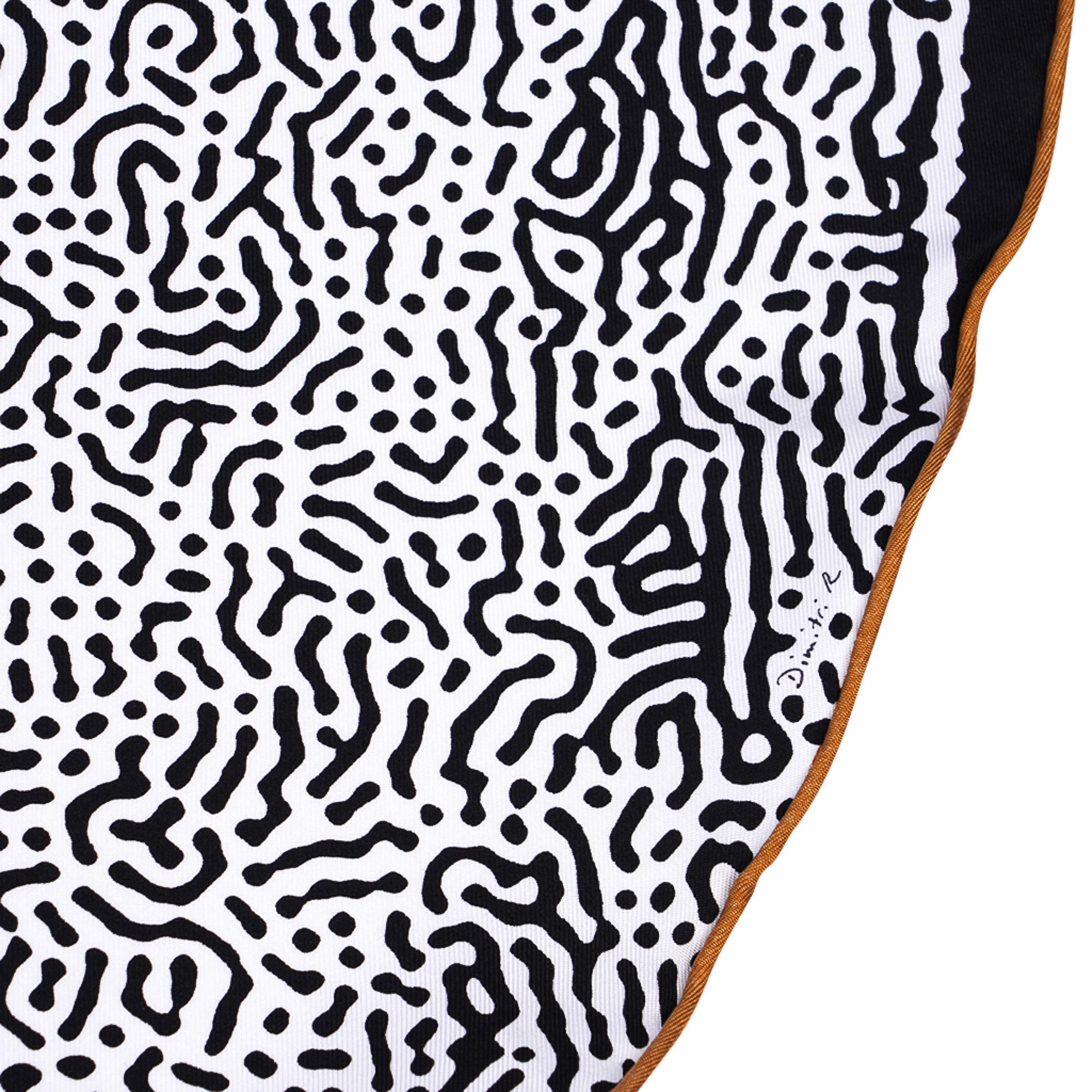 Hermes Sciarpa Claire de Lune Rotonda in Seta 140 Noir / Blanc / Camel Nuova con Scatola 5