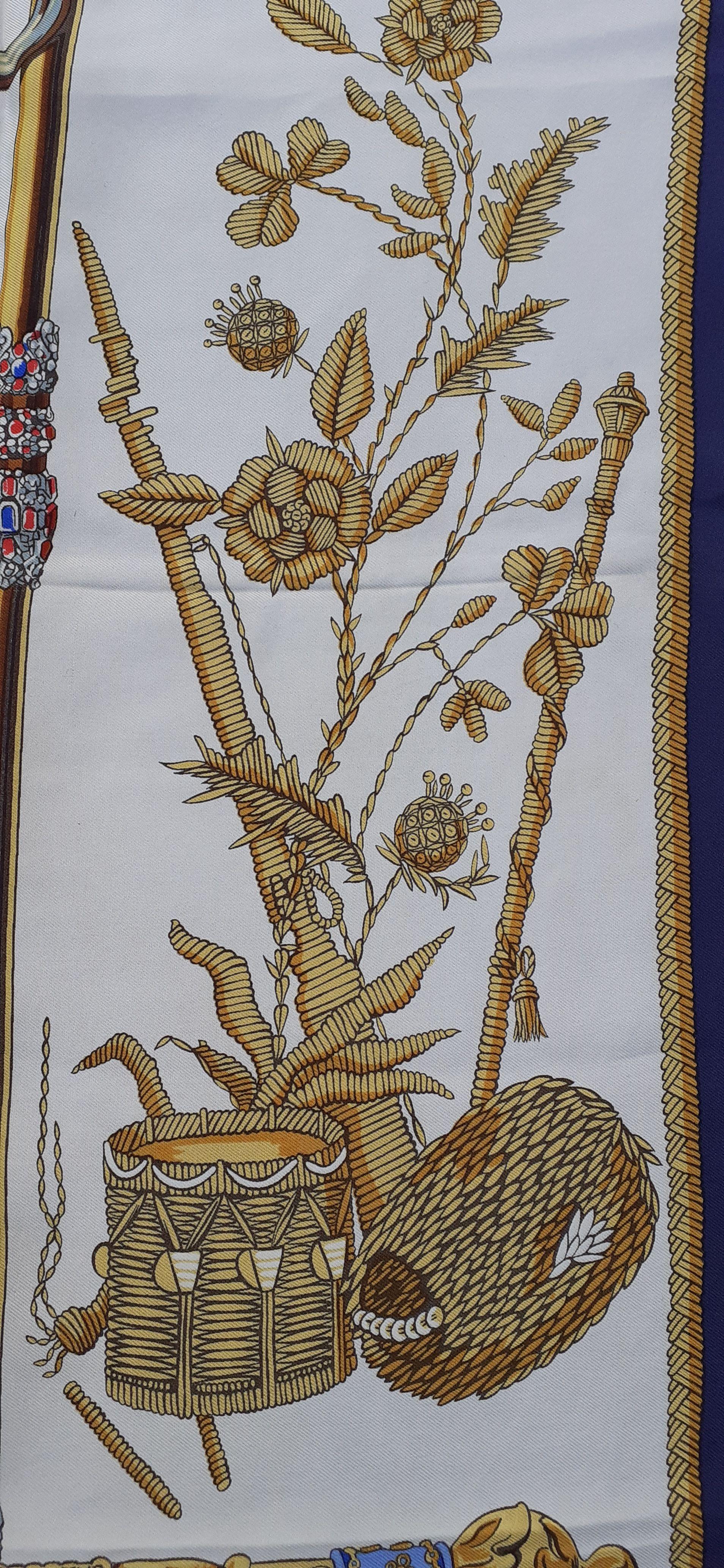 Hermès Scarf Dieu et Mon Droit The Queen's Silver Jubilee 1977 Elizabeth II RARE 3