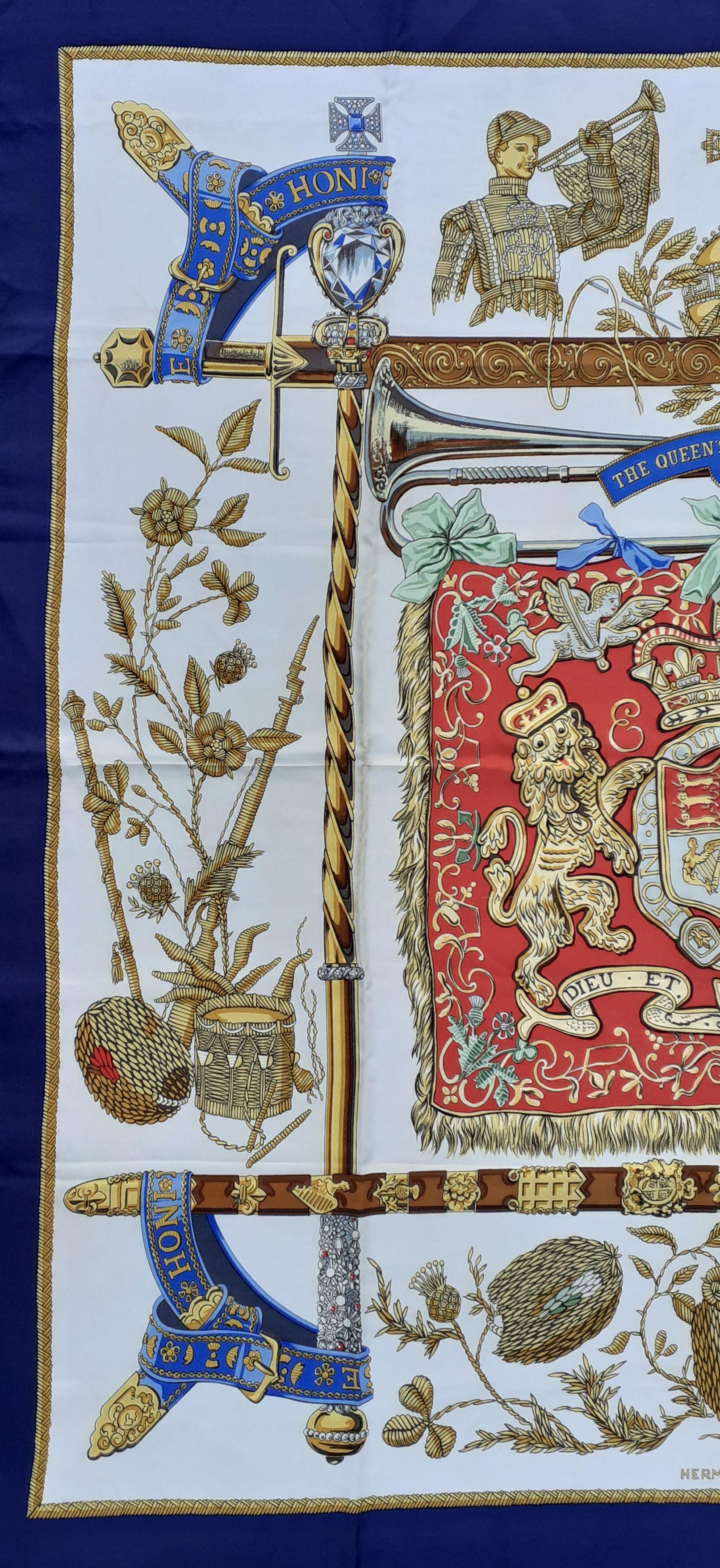 Rare Authentic Hermès Scarf

Pattern: 