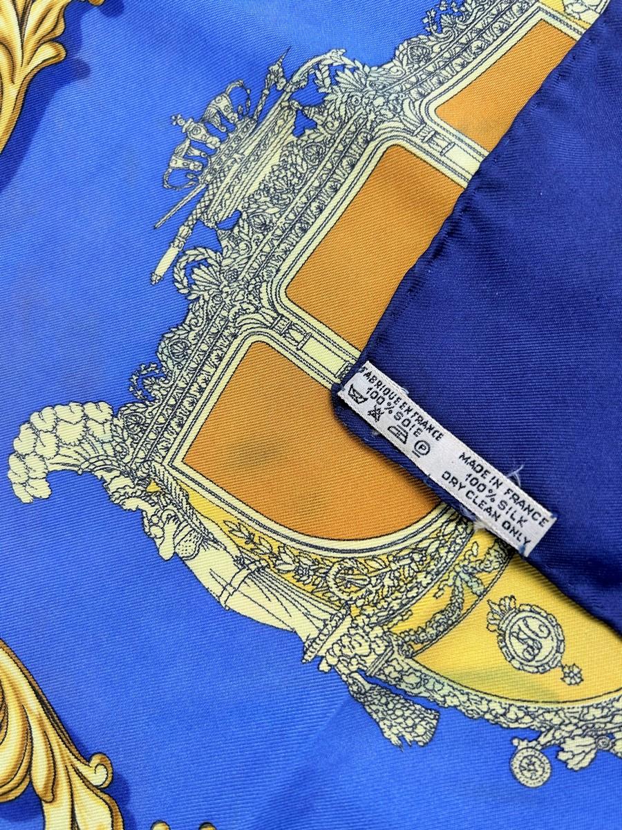 Pañuelo Hermès titulado Carosses d'Or de Vladimir Rybaltchenko Circa 1987-1990 en venta 4