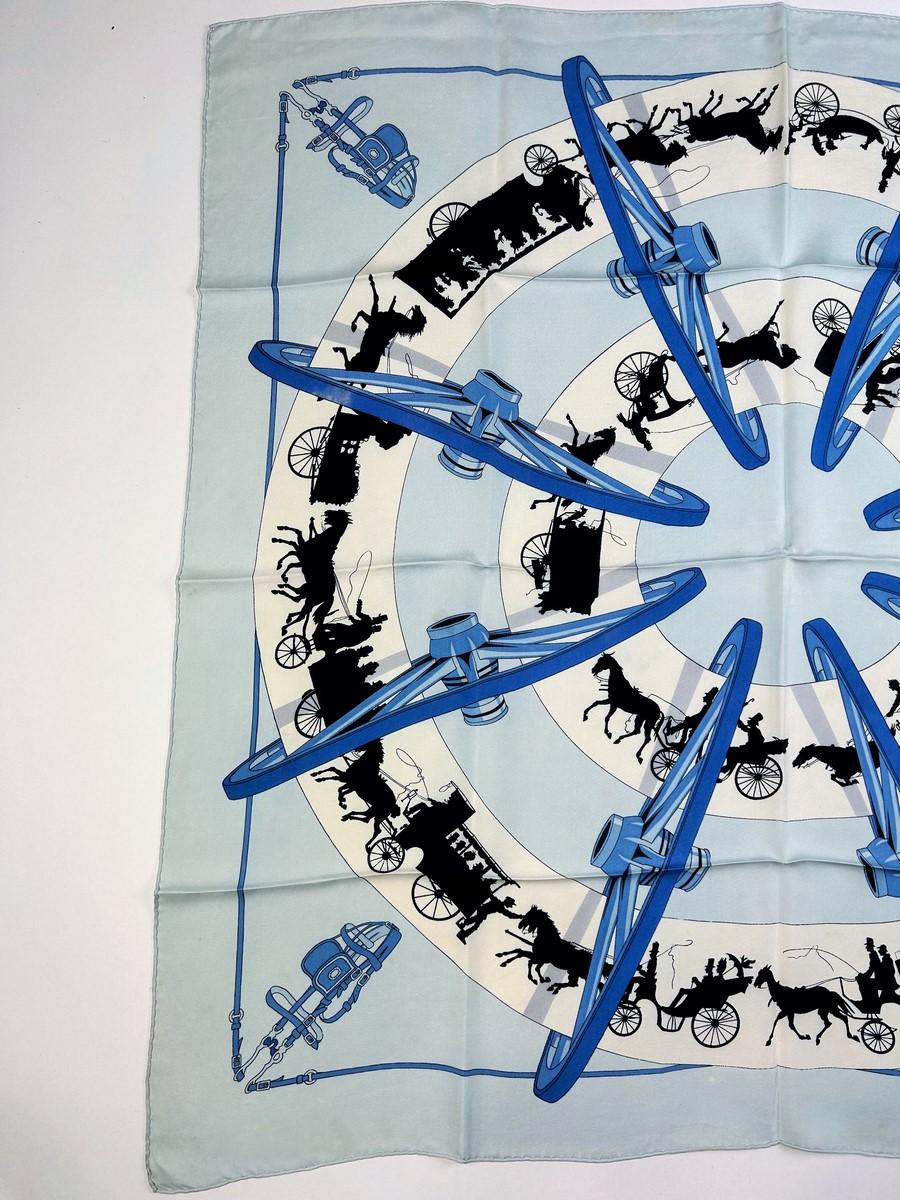 Femenino o masculino Pañuelo Hermès titulado Paris qui Roule by Hugo Grygkar Circa 2006 en venta