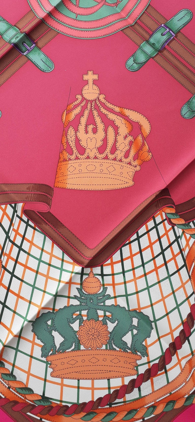 Carré Hermès En Soie - Motif 'Grande Tenue', 90 Cm - Occasion En Bon état