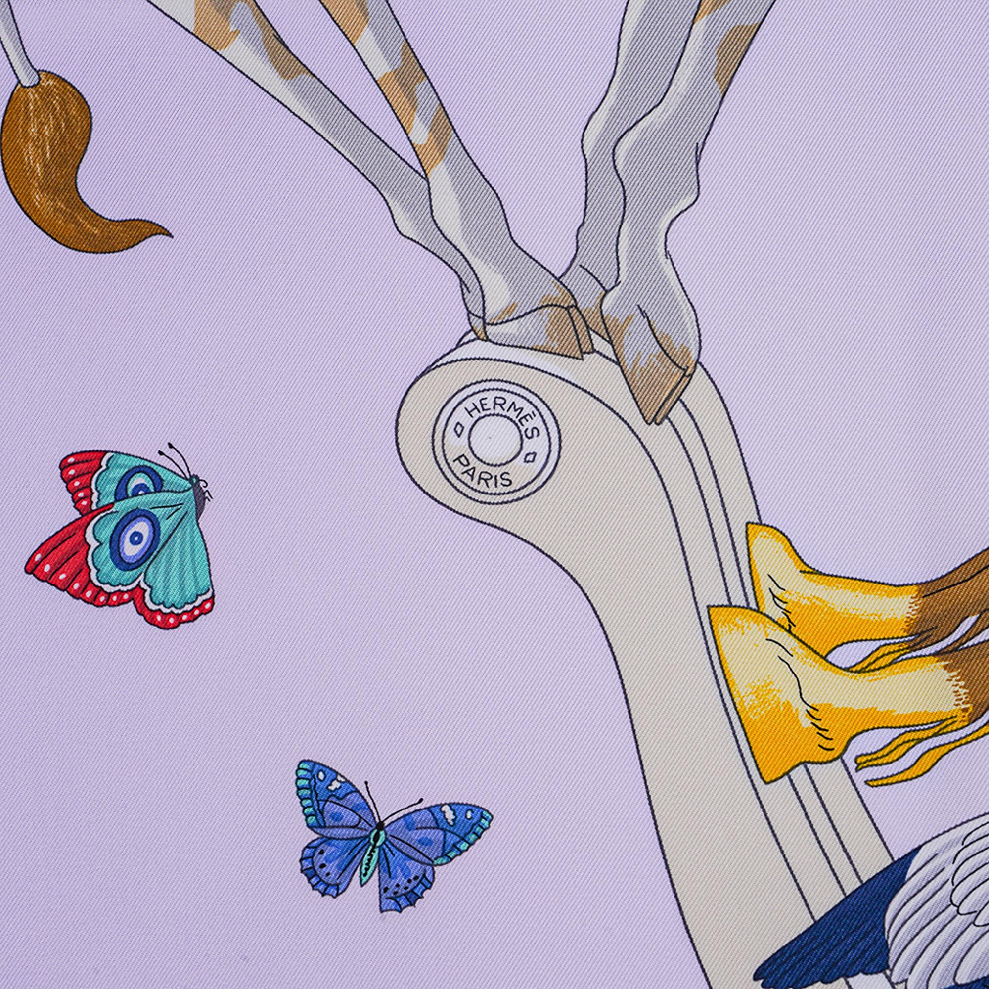 Hermès - Écharpe « Story Rose Nacre » en soie bleue/beige 90 5