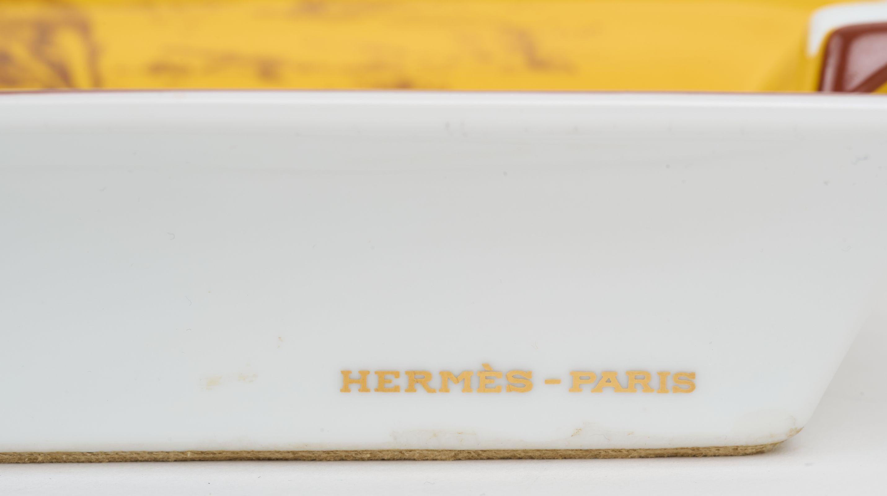 Hermès Sealyham Terrier PorzellanAschenbecher im Zustand „Hervorragend“ im Angebot in West Hollywood, CA