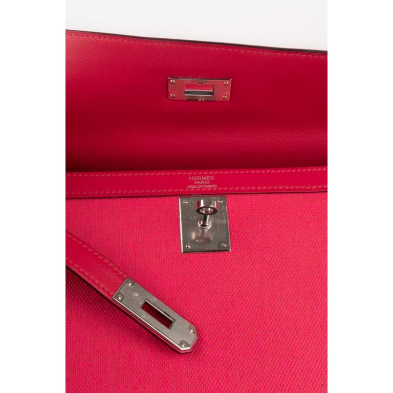 Hermès Sellier Kelly Swift Calfskin Bag Limited Edition, 2021 For Sale 1