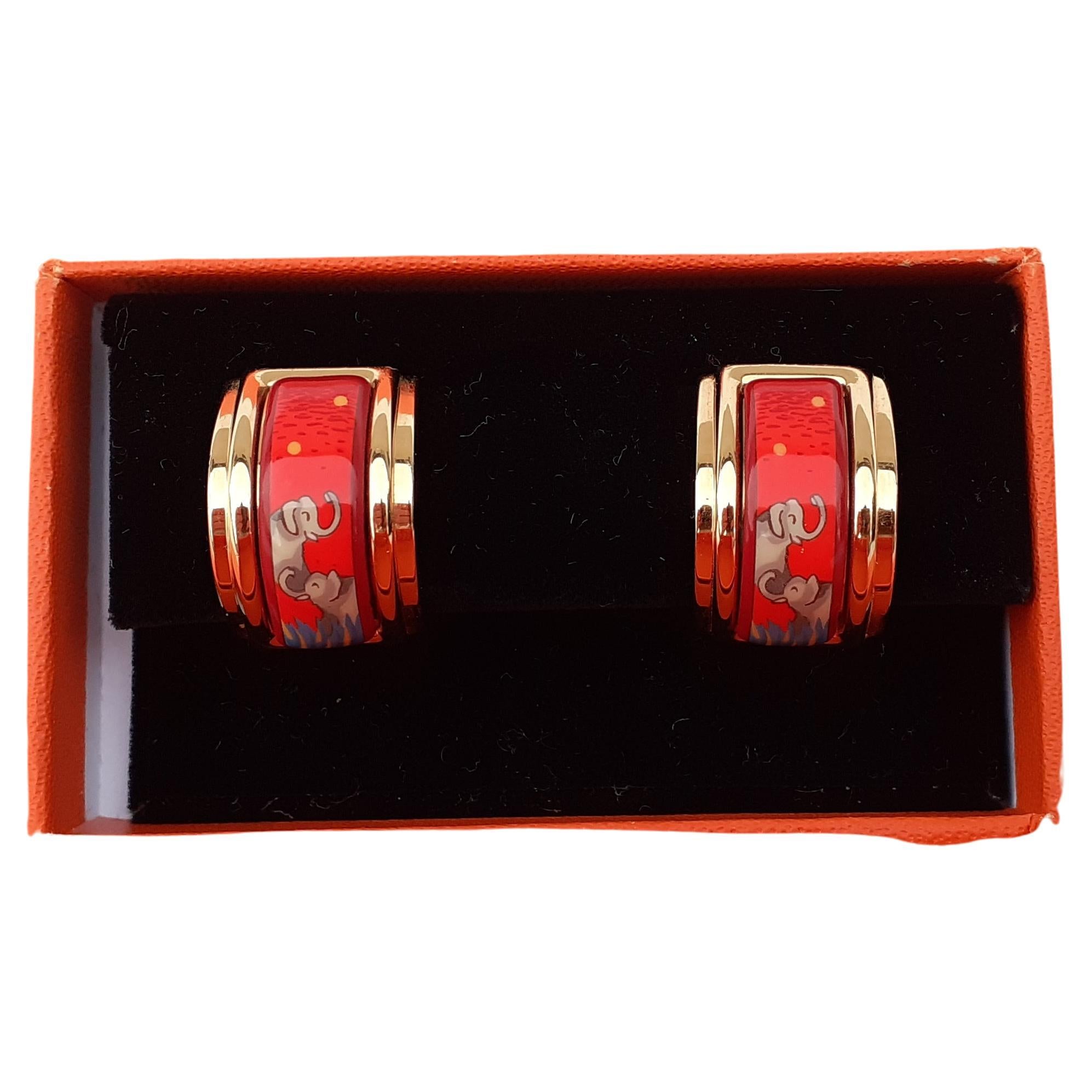 Hermès Set 2 Pulseras 2 Pendientes Esmalte Elefantes Pastando Rojo Oro 70 en venta 3