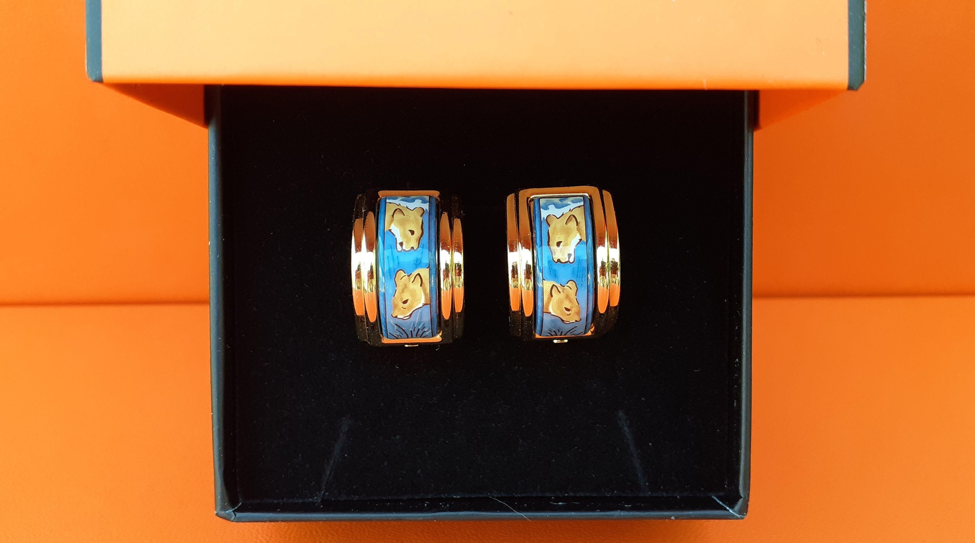 Hermès Set Clic Clac Armband und passende Ohrringe Löwen und Löwinnen Bleu Ghw im Angebot 11
