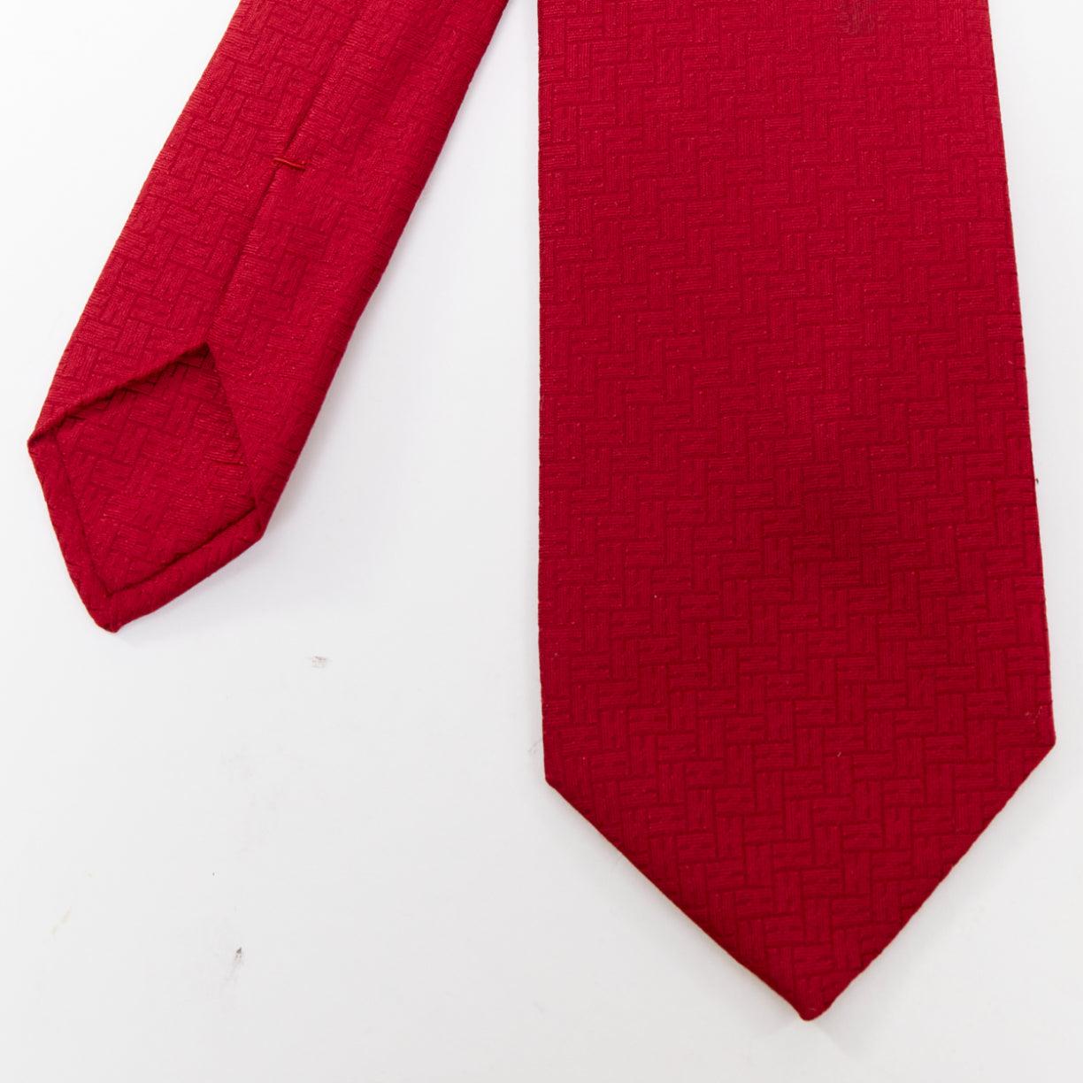 HERMES Set di 2 cravatte in 100% seta arancio rosso con logo H geometrico e jacquard in vendita 1