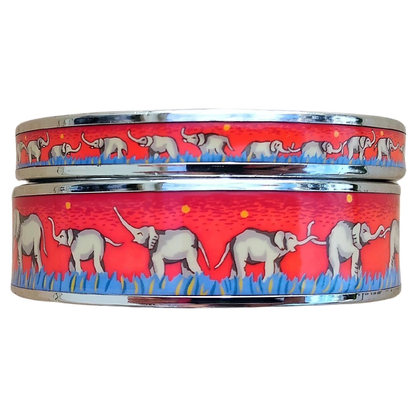 Women's Hermès Set of 2 Bracelets Elephants Grazing Red Palladium 65 For Sale