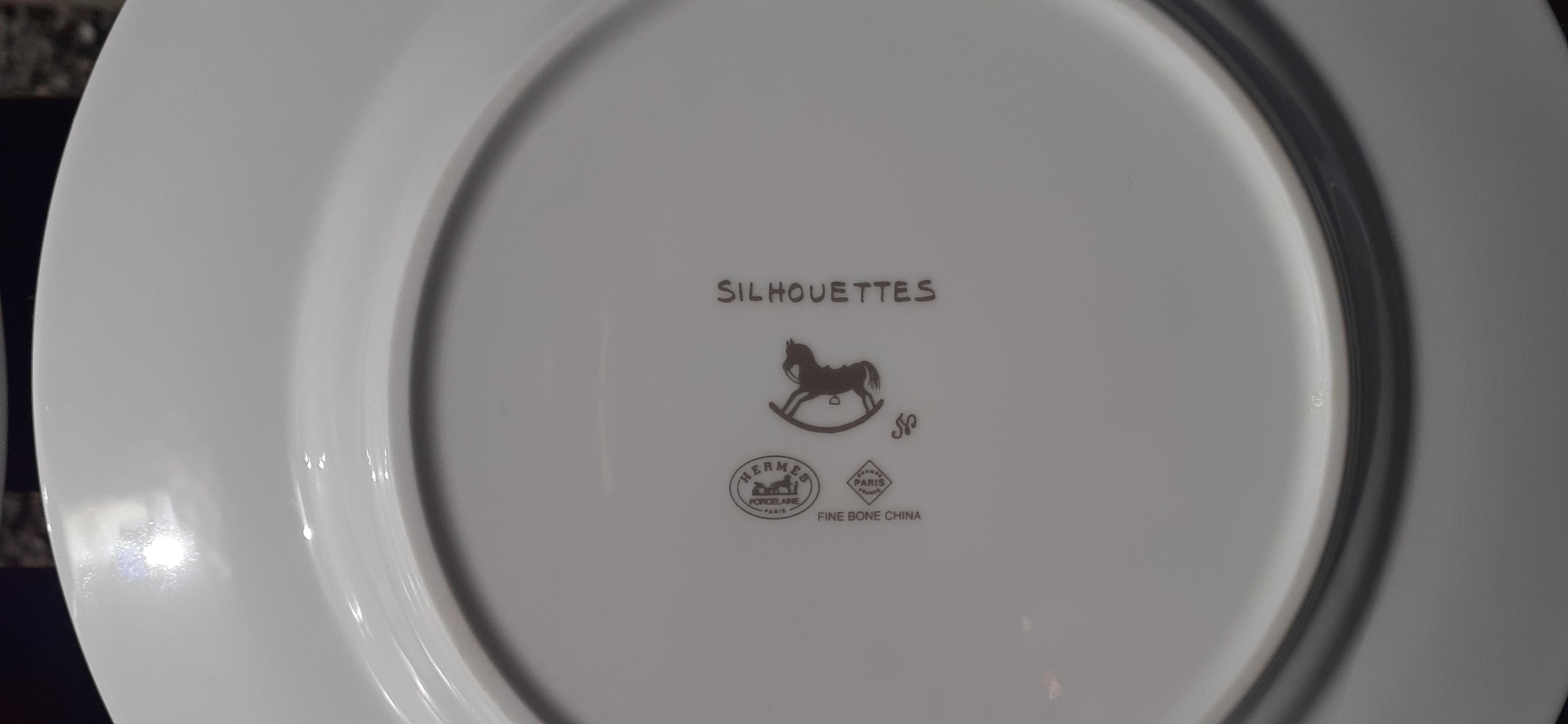 Hermès Set of 2 Plates Sihouettes Collection  For Sale 3