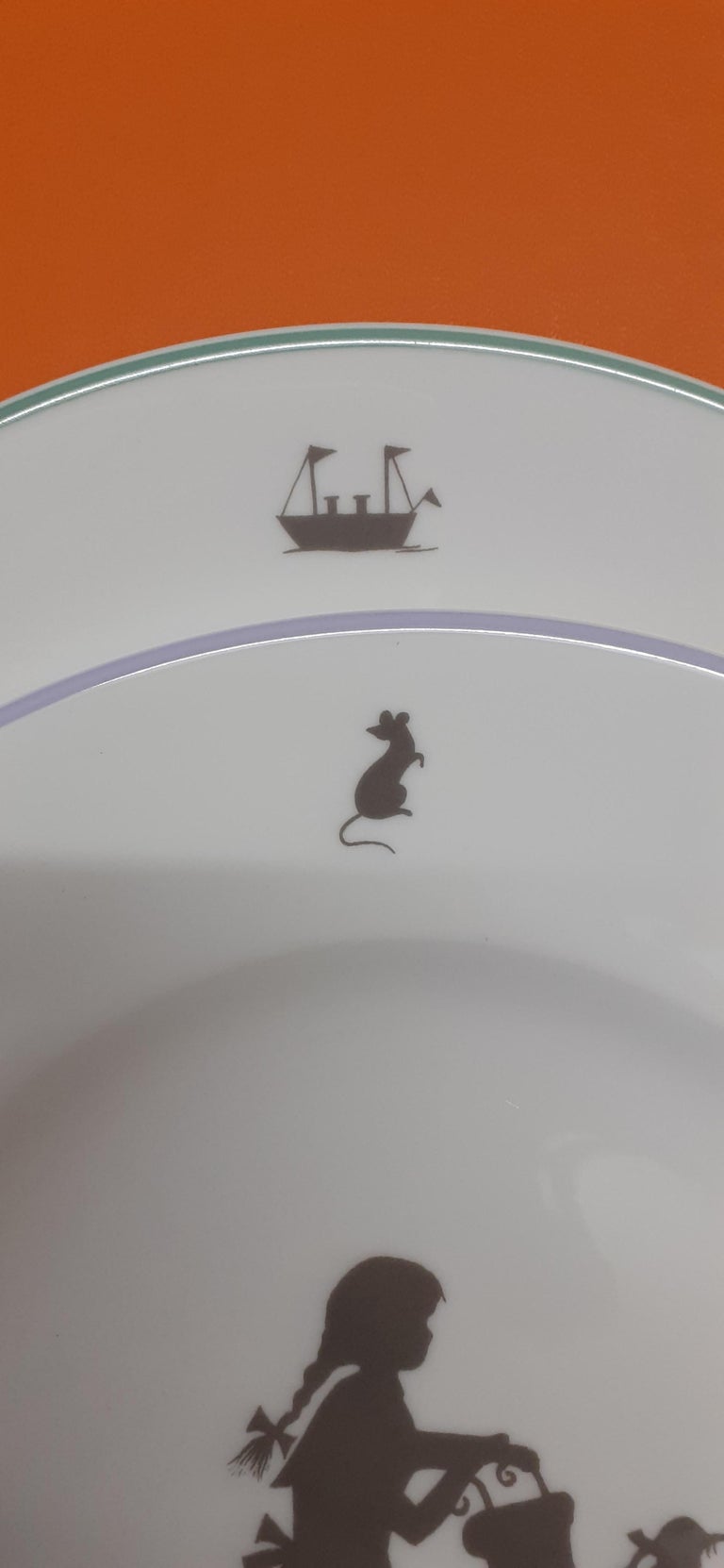 Hermès Set of 2 Plates Sihouettes Collection For Sale at 1stDibs