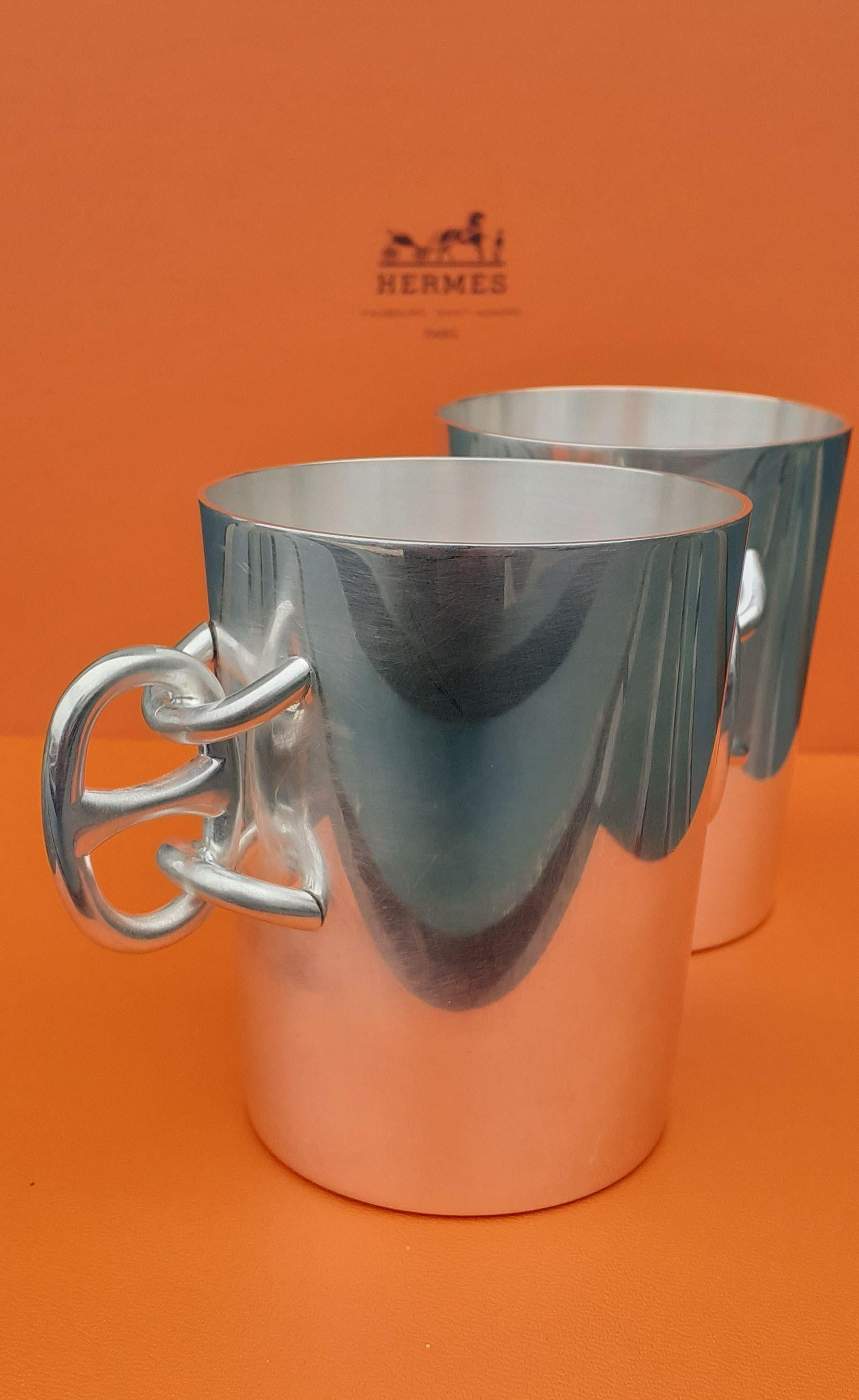 Gray Hermès Set of 2 Silver-Tone Metal Cups Coffee Mugs Chaine d'Ancre Pattern RARE For Sale