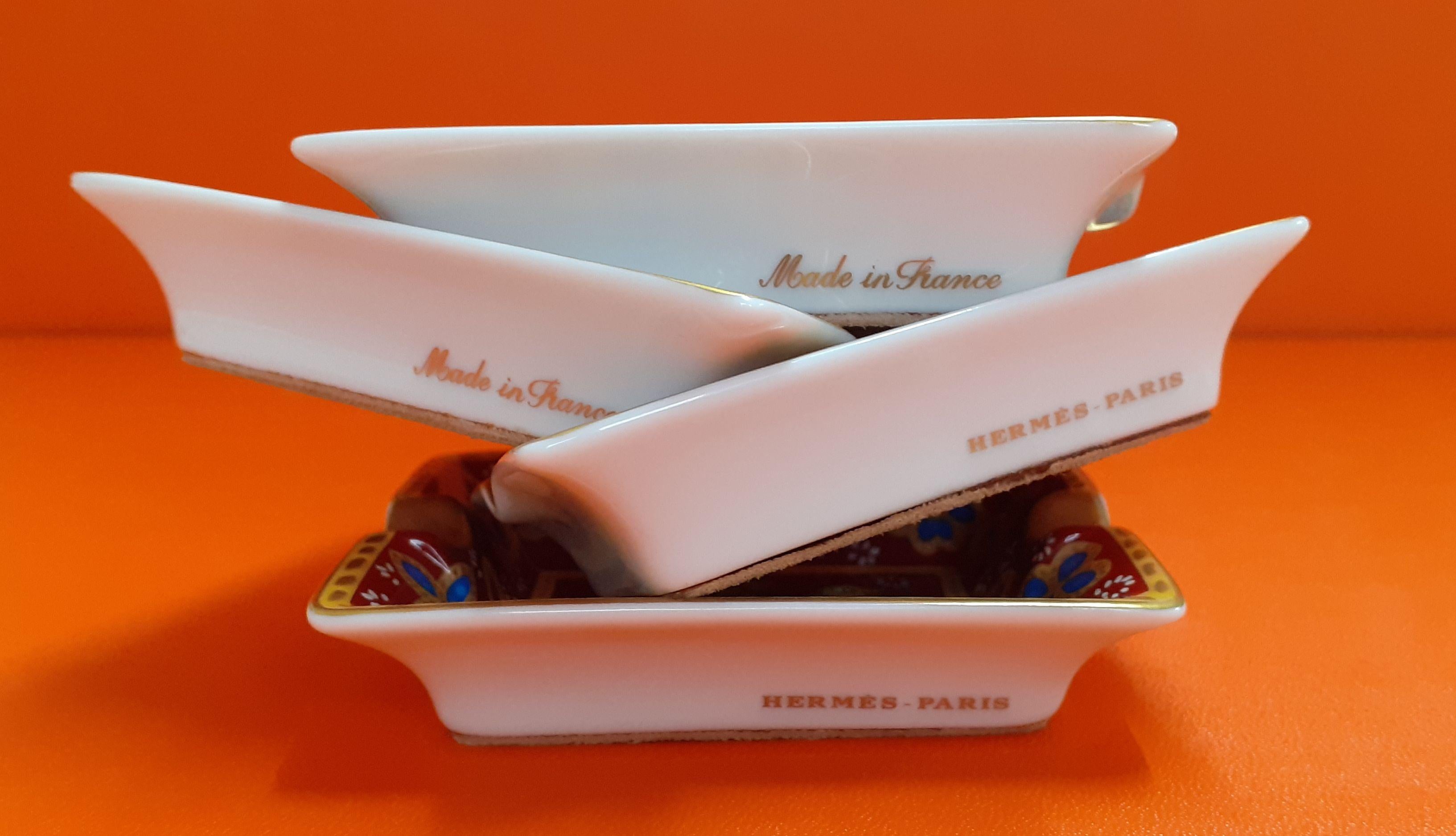 Hermès Set of four Small Ashtrays Porcelain and Gold Animals Prints For Sale 10