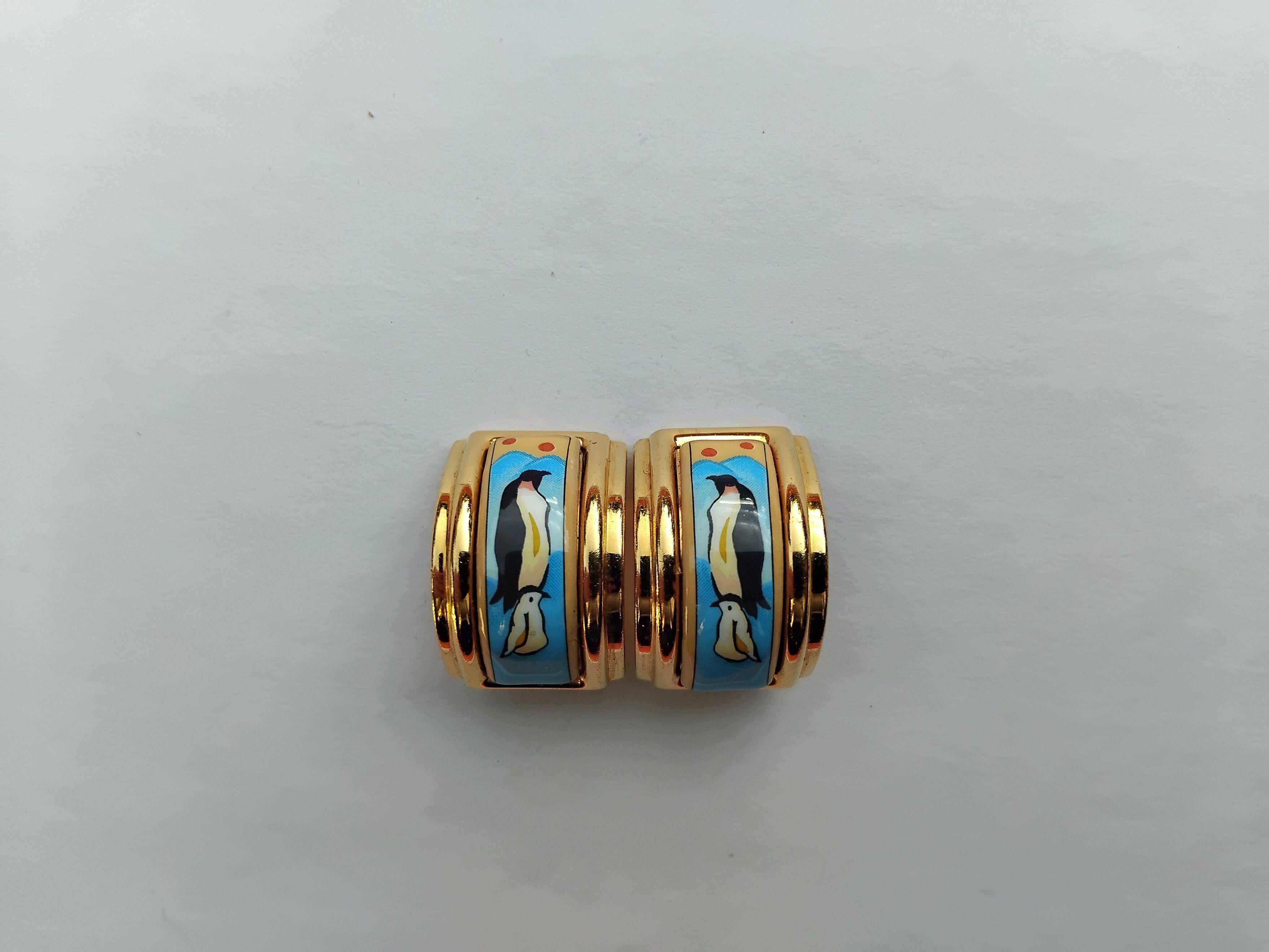 Hermès Set of Bracelet and Earrings Penguins Blue Gold Hdw Size 70 For Sale 9