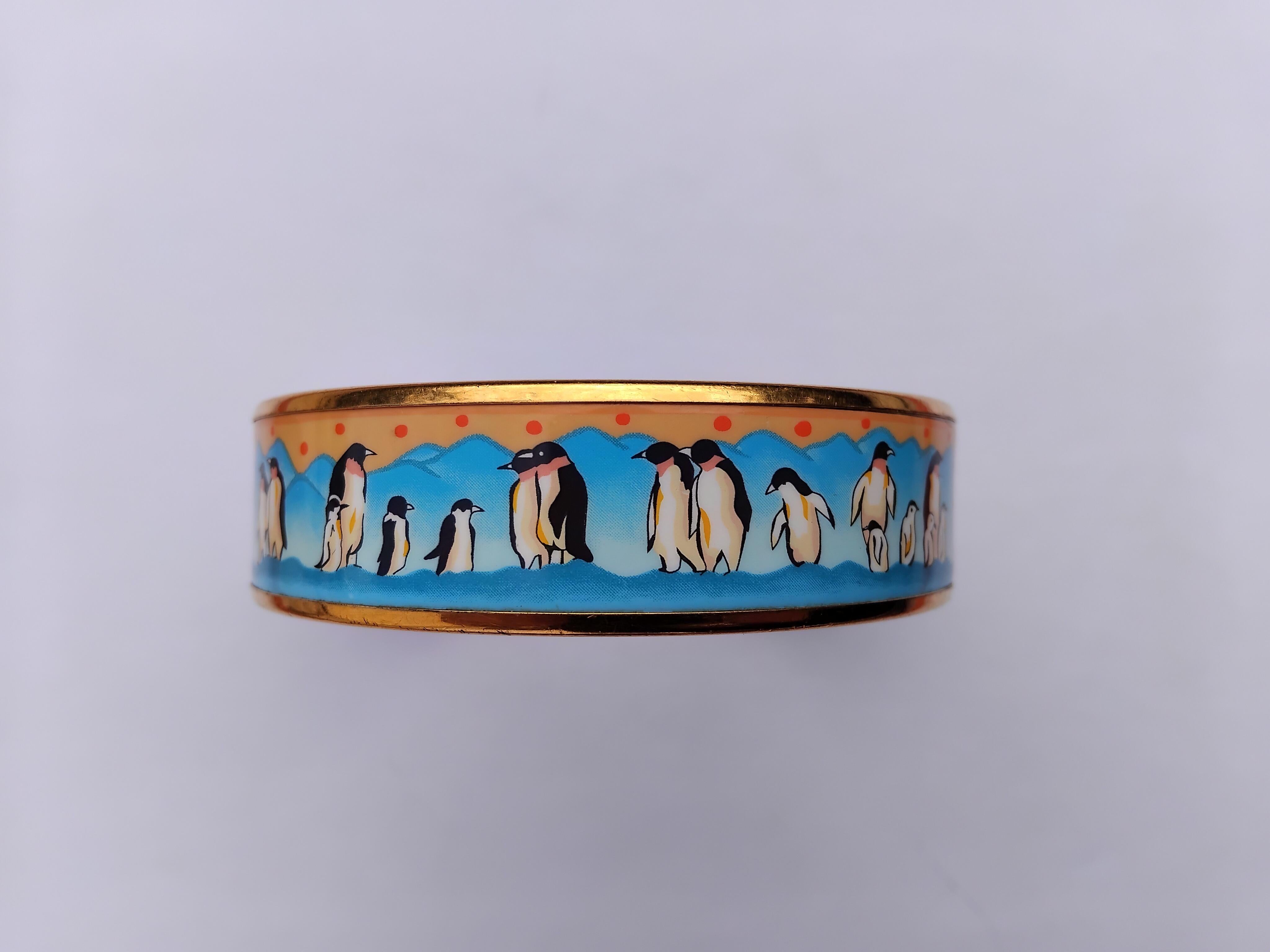 Hermès Set of Bracelet and Earrings Penguins Blue Gold Hdw Size 70 For Sale 1