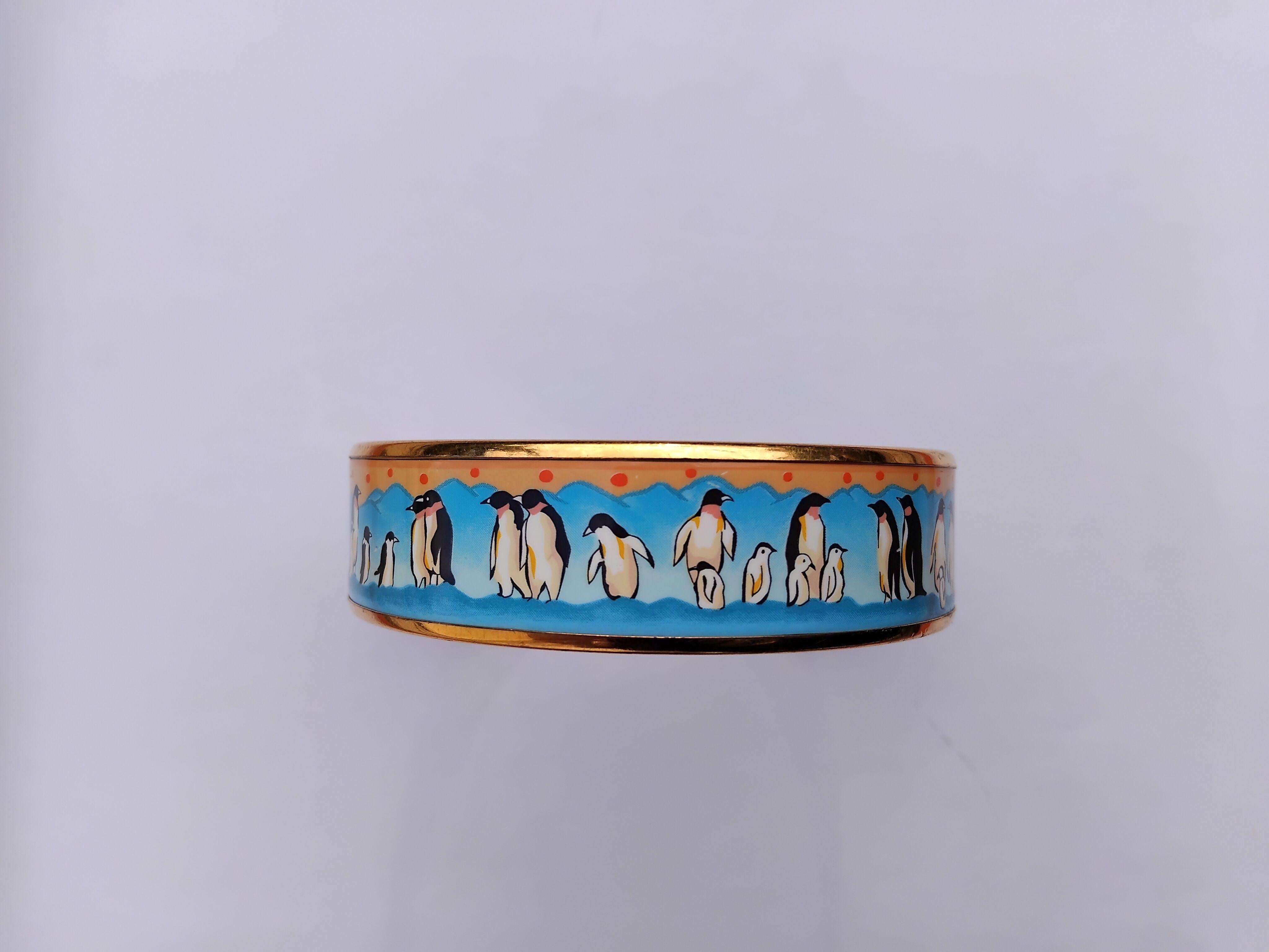 Hermès Set of Bracelet and Earrings Penguins Blue Gold Hdw Size 70 For Sale 3