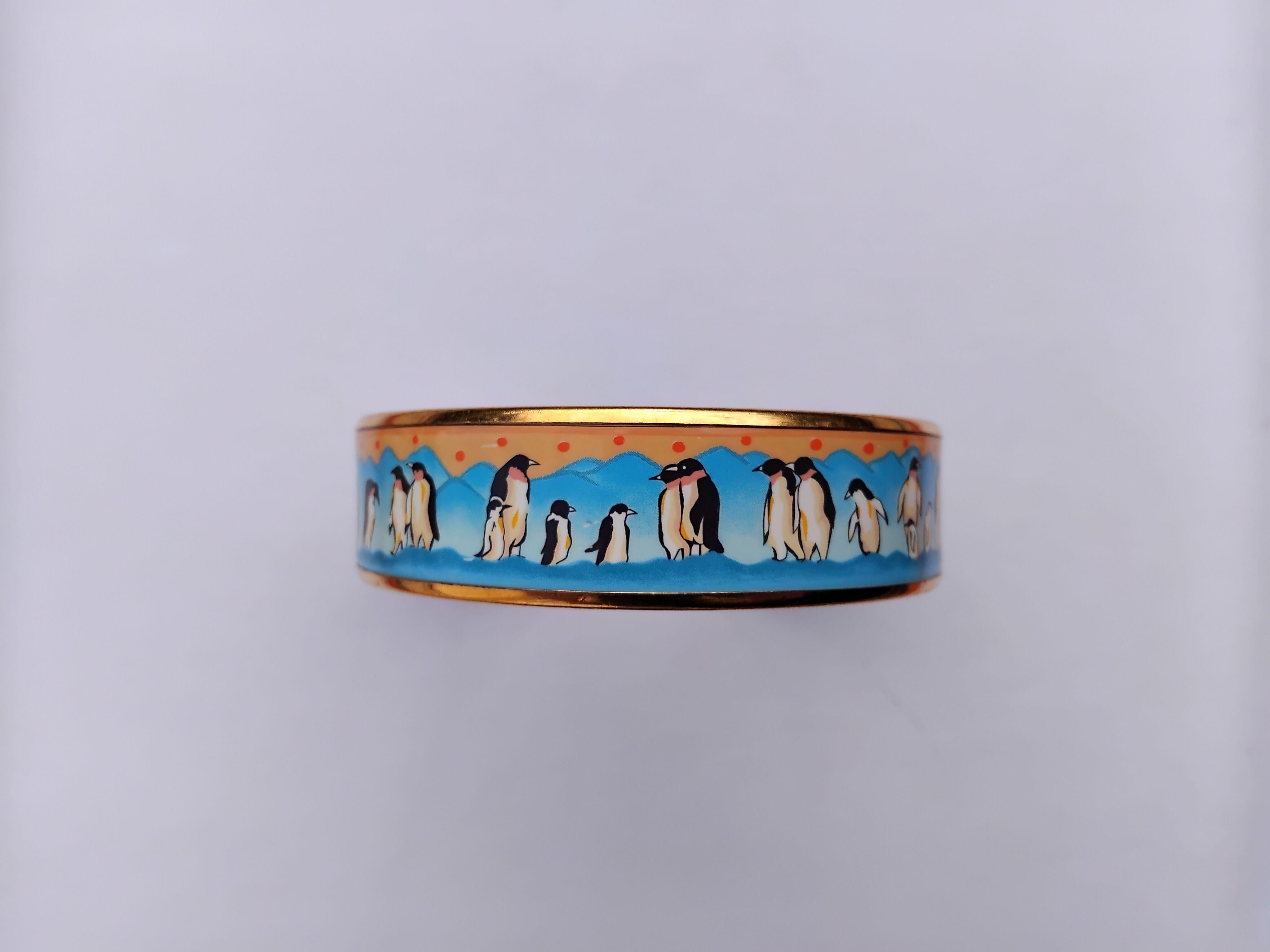 Hermès Set of Bracelet and Earrings Penguins Blue Gold Hdw Size 70 For Sale 4
