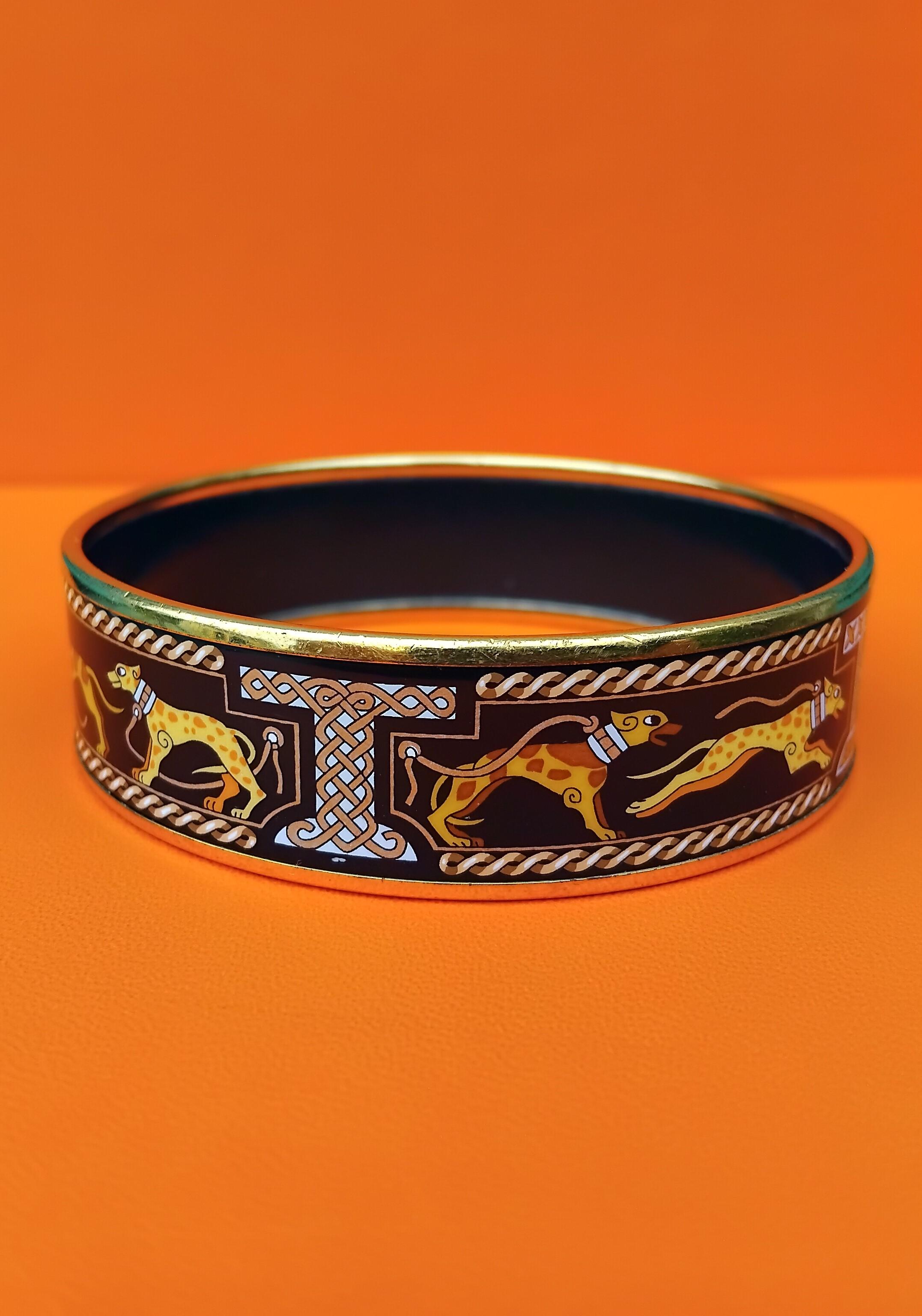 Hermès Set of Bracelets and Earrings Greyhound Dog Levriers Print Size 70 For Sale 11