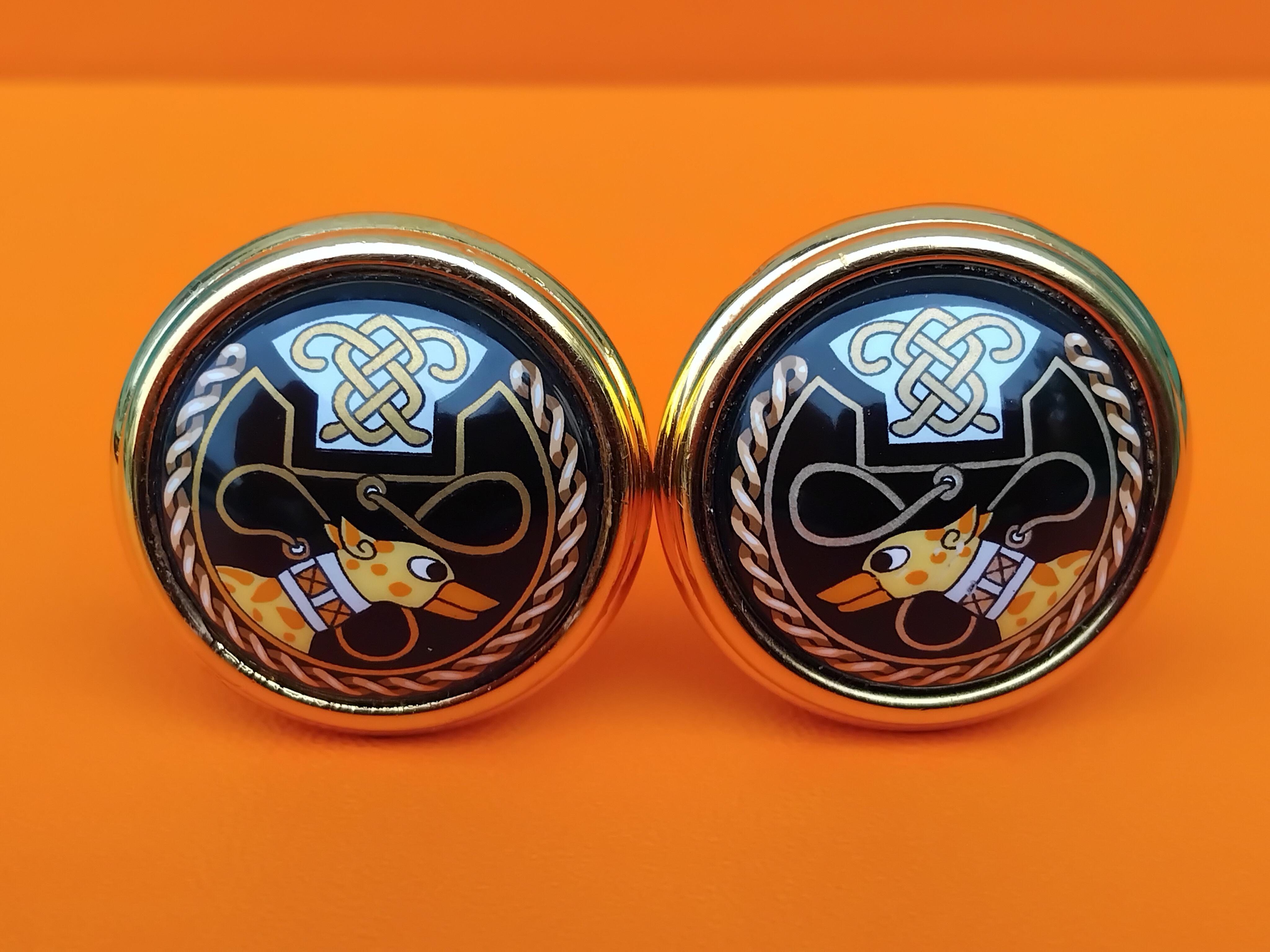 Hermès Set of Bracelets and Earrings Greyhound Dog Levriers Print Size 70 For Sale 3