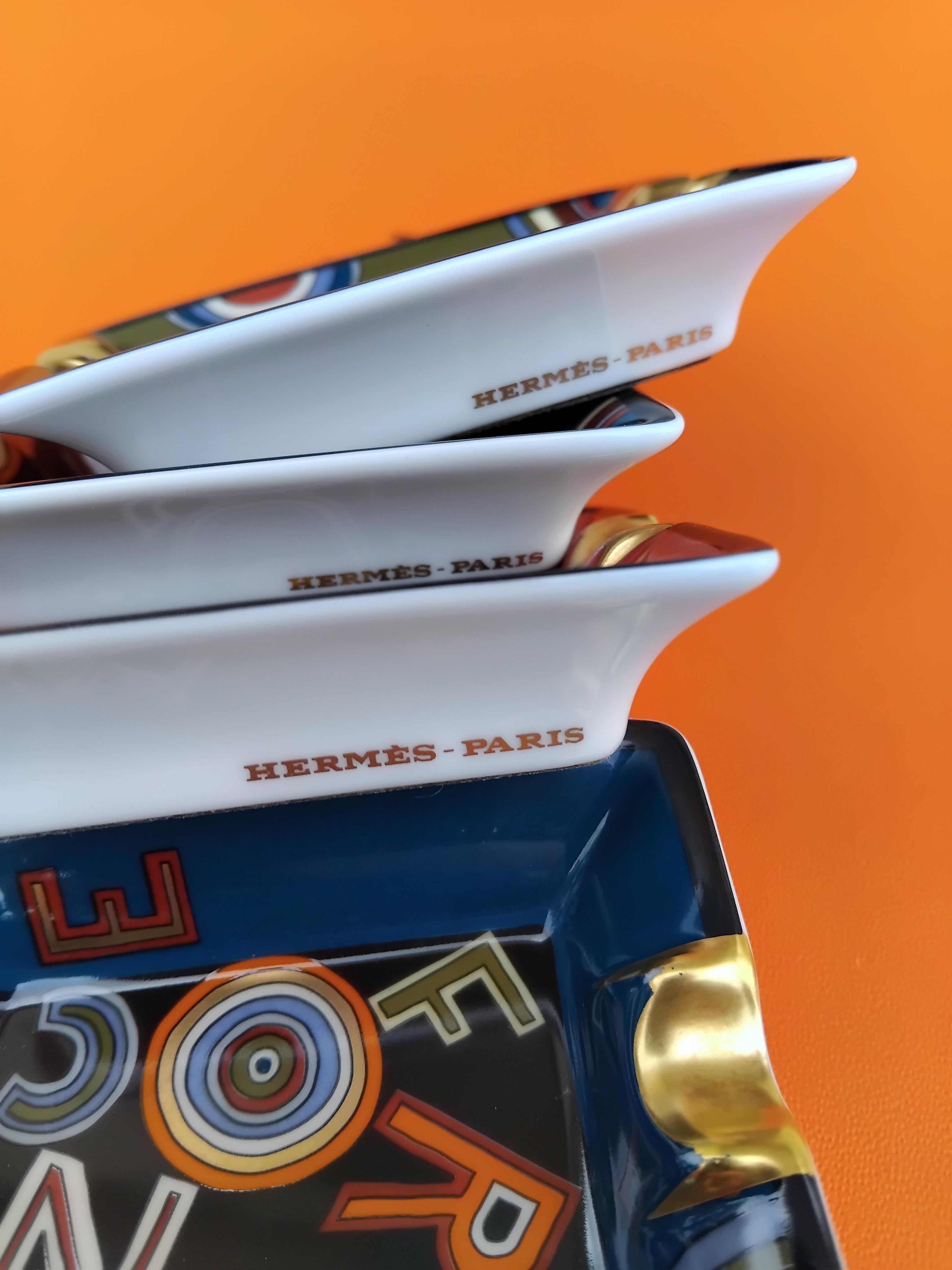Hermès Set di quattro piccoli posacenere Tohu Bohu in porcellana e oro in vendita 6