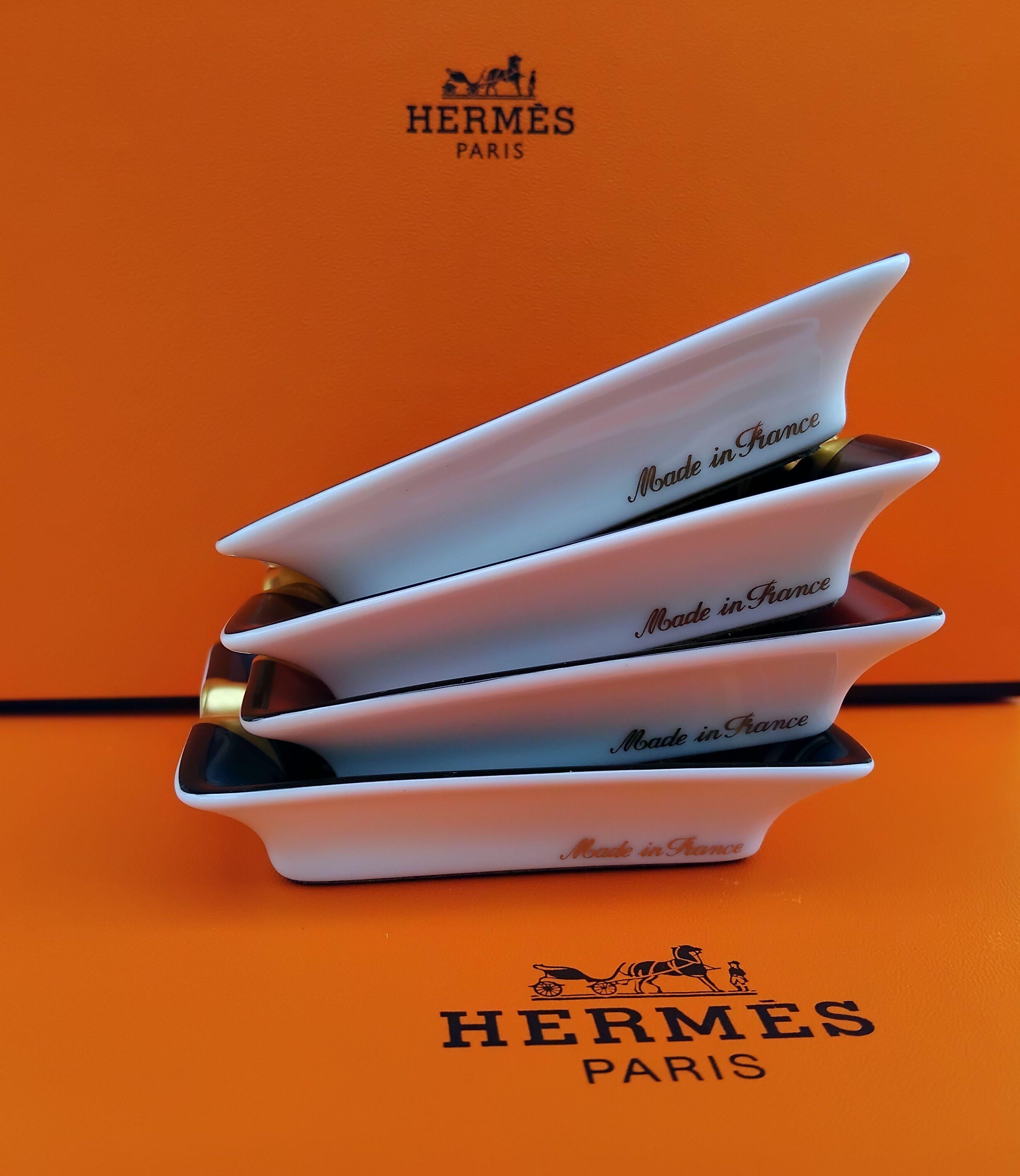 Hermès Set di quattro piccoli posacenere Tohu Bohu in porcellana e oro in vendita 4