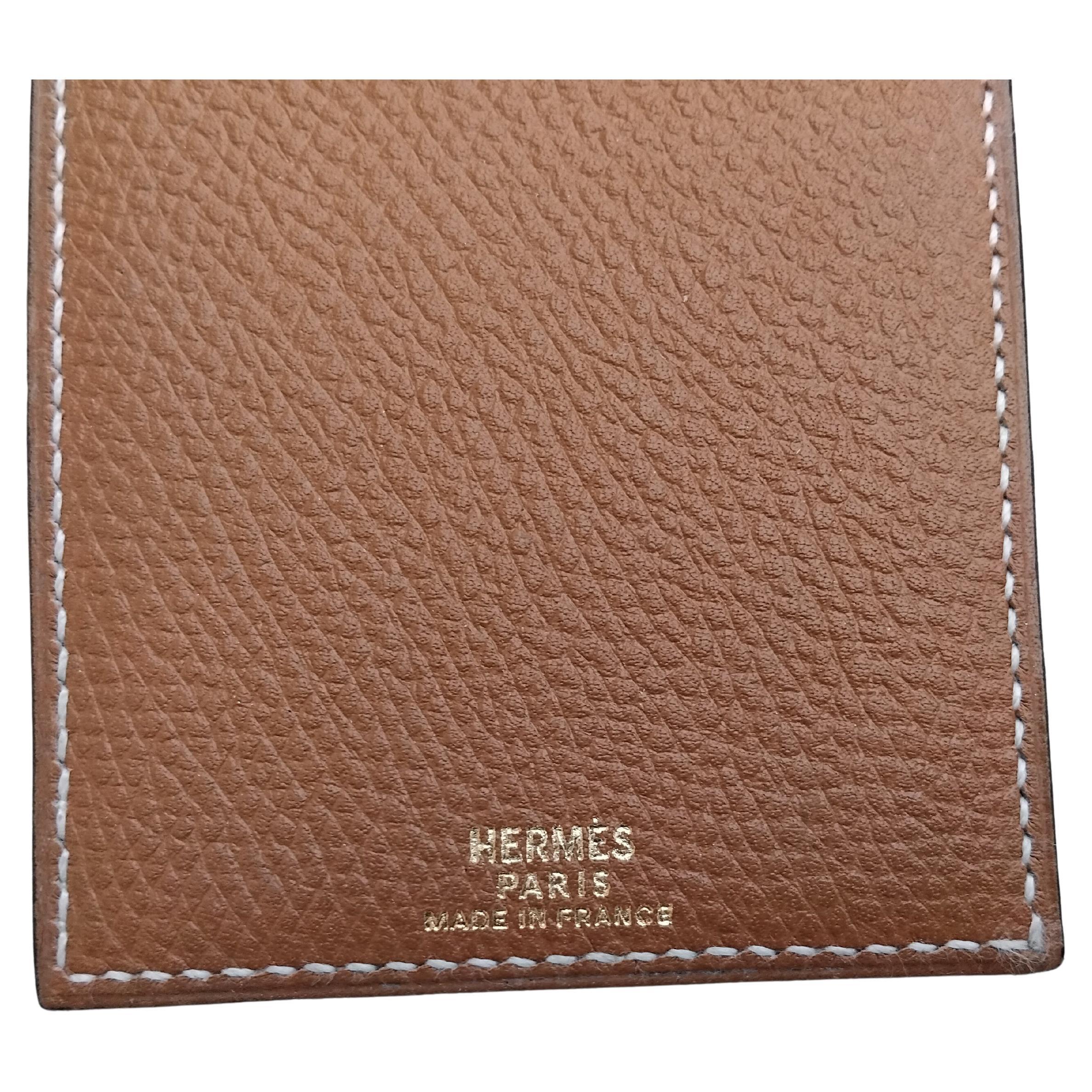Women's or Men's Hermès Set of Notepad and Cover in Gold Leather Olympic Games Logo For Sale