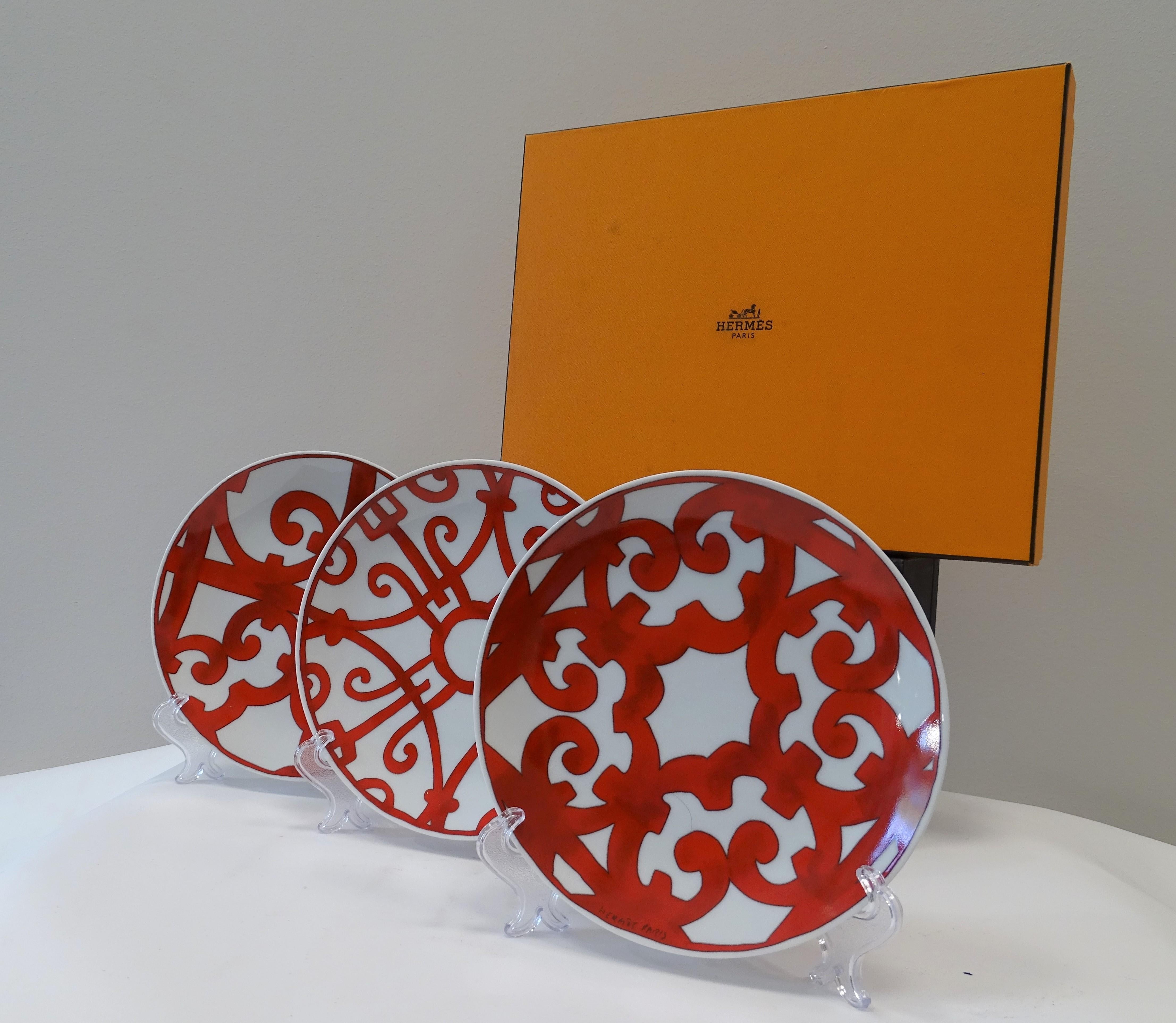 Mid-Century Modern Hermes Set of Orange 3 Dishes, with the Box