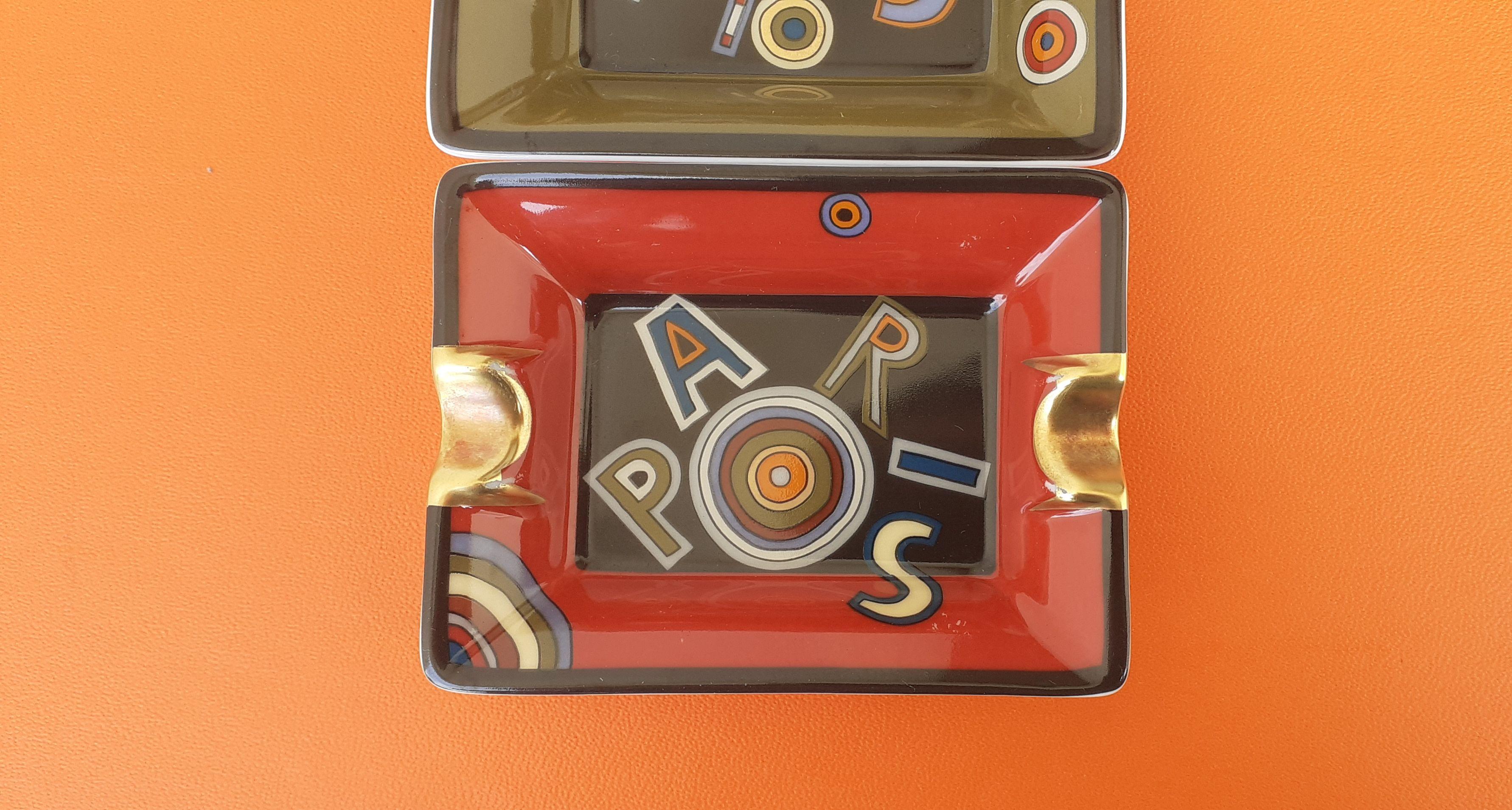Hermès Set von drei kleinen Aschenbechern Tohu Bohu Print Porzellan und Gold im Angebot 8
