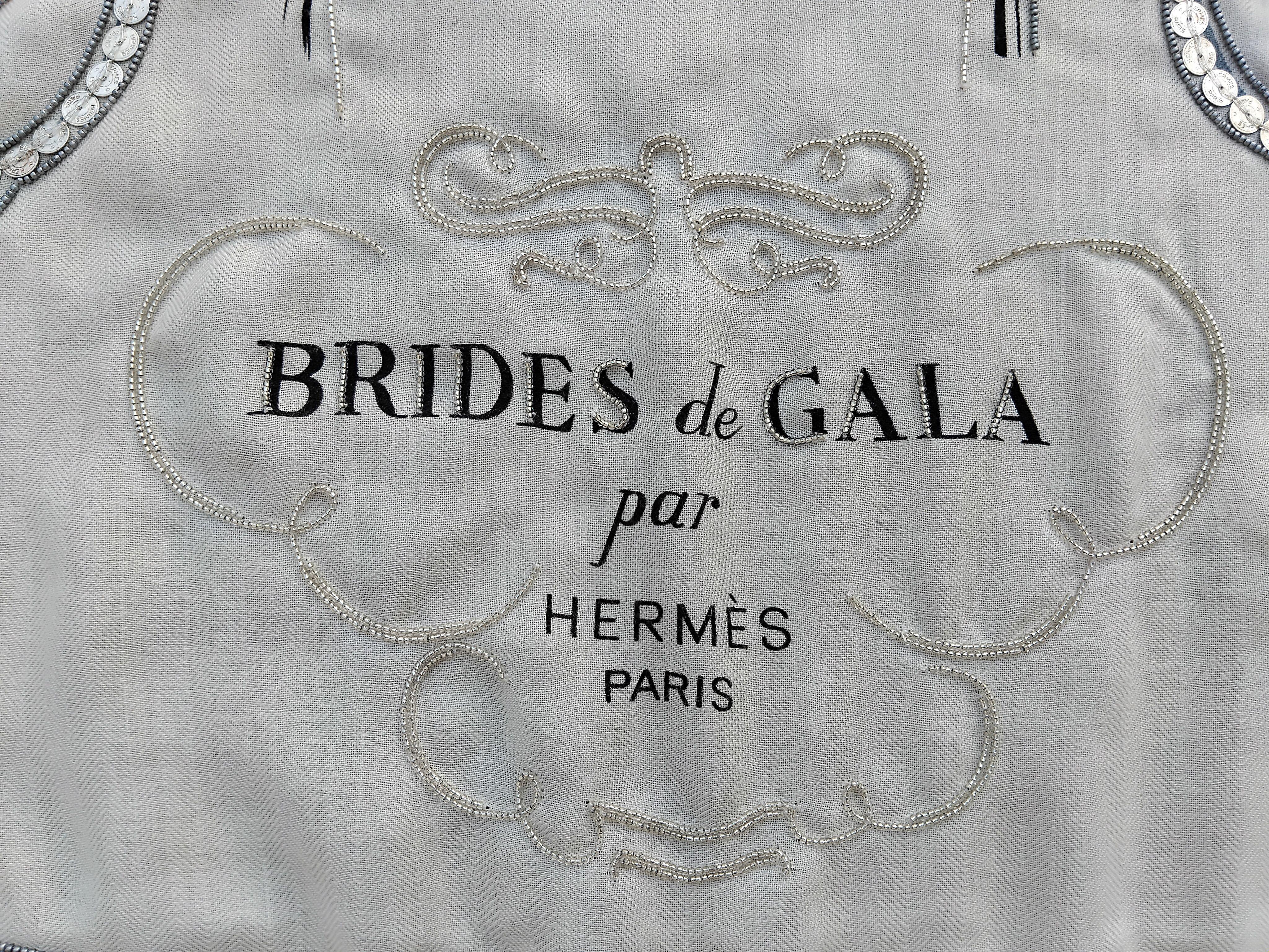 Gray Hermès Shawl Scarf Brides De Gala Precious Embroidered Cashmere Silk 140 cm For Sale