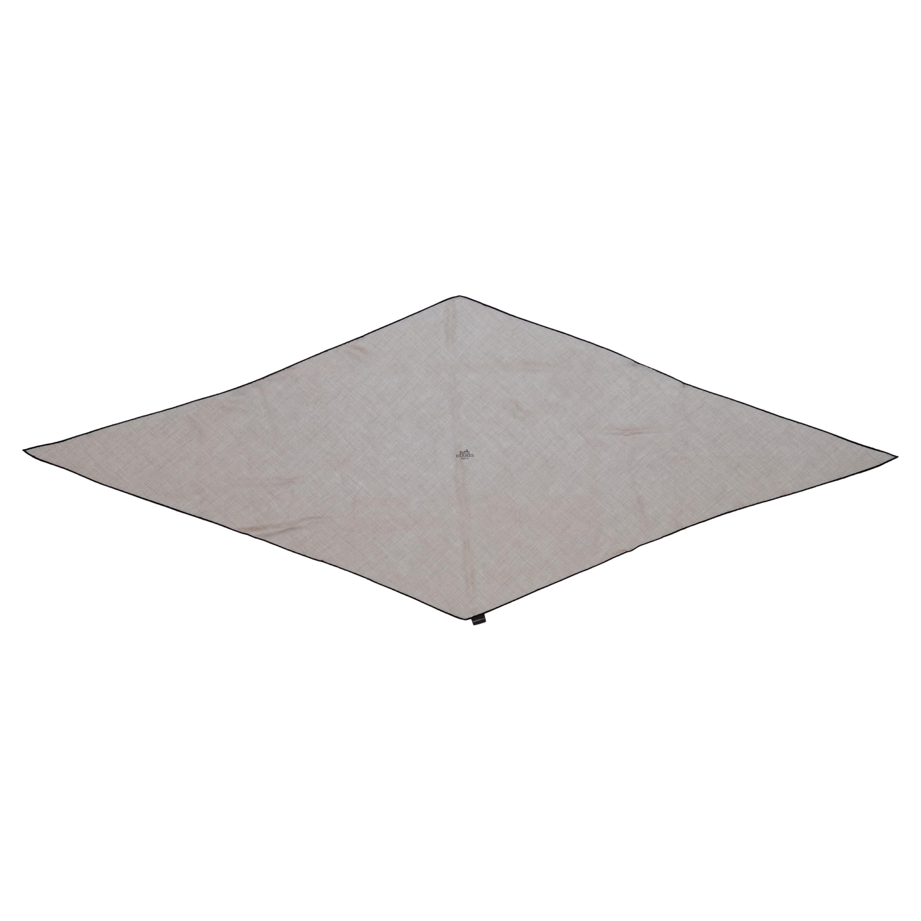 Scialle Hermes - Losange Diamond Geant - Nature - CS 108 x 104 x 80cm in vendita