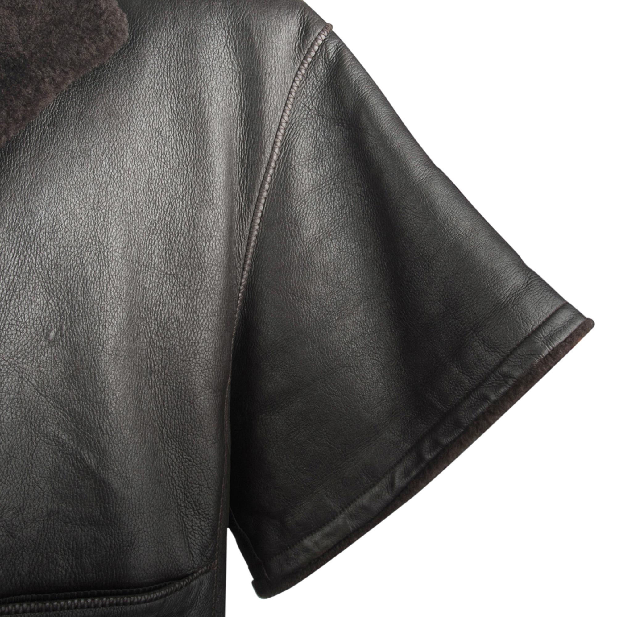 Hermes Shearling Capelet Jacket Dark Brown 3/4 Sleeve 38 / 4 to 6  Striking  In Excellent Condition For Sale In Miami, FL