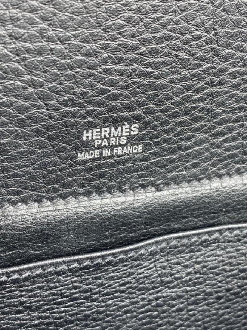 Hermès Sherpa Taurillon 22her630 Black Clemence Leather Backpack In Good Condition In Dix hills, NY