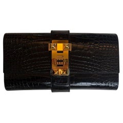 Hermés Shiny Alligator Medor Clutch - '10s