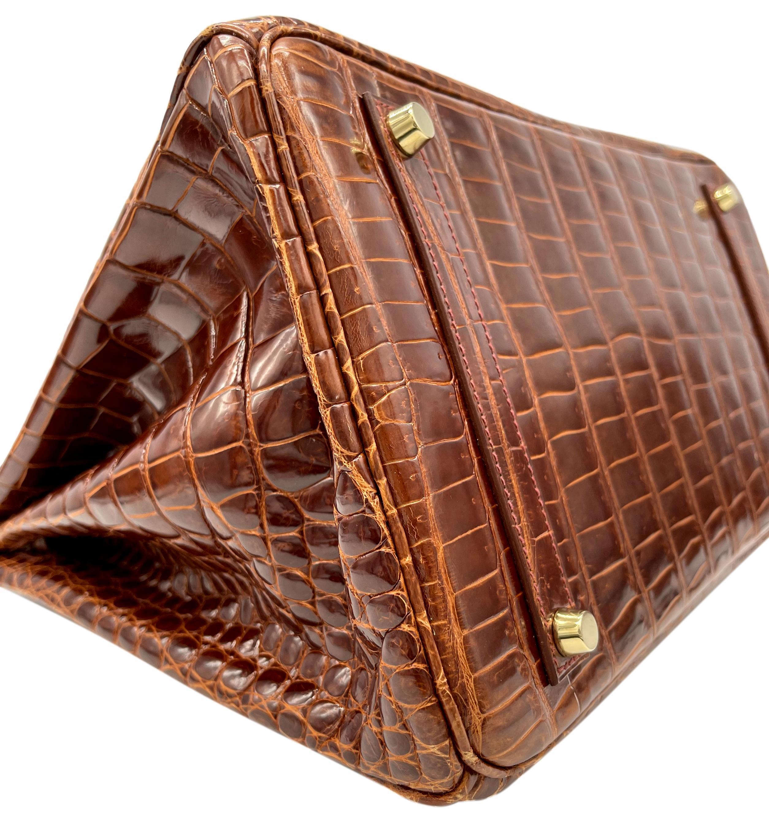 Hermès Shiny Miel Porosus Crocodile 35cm Birkin Bag with Gold Hardware, 2008. 2