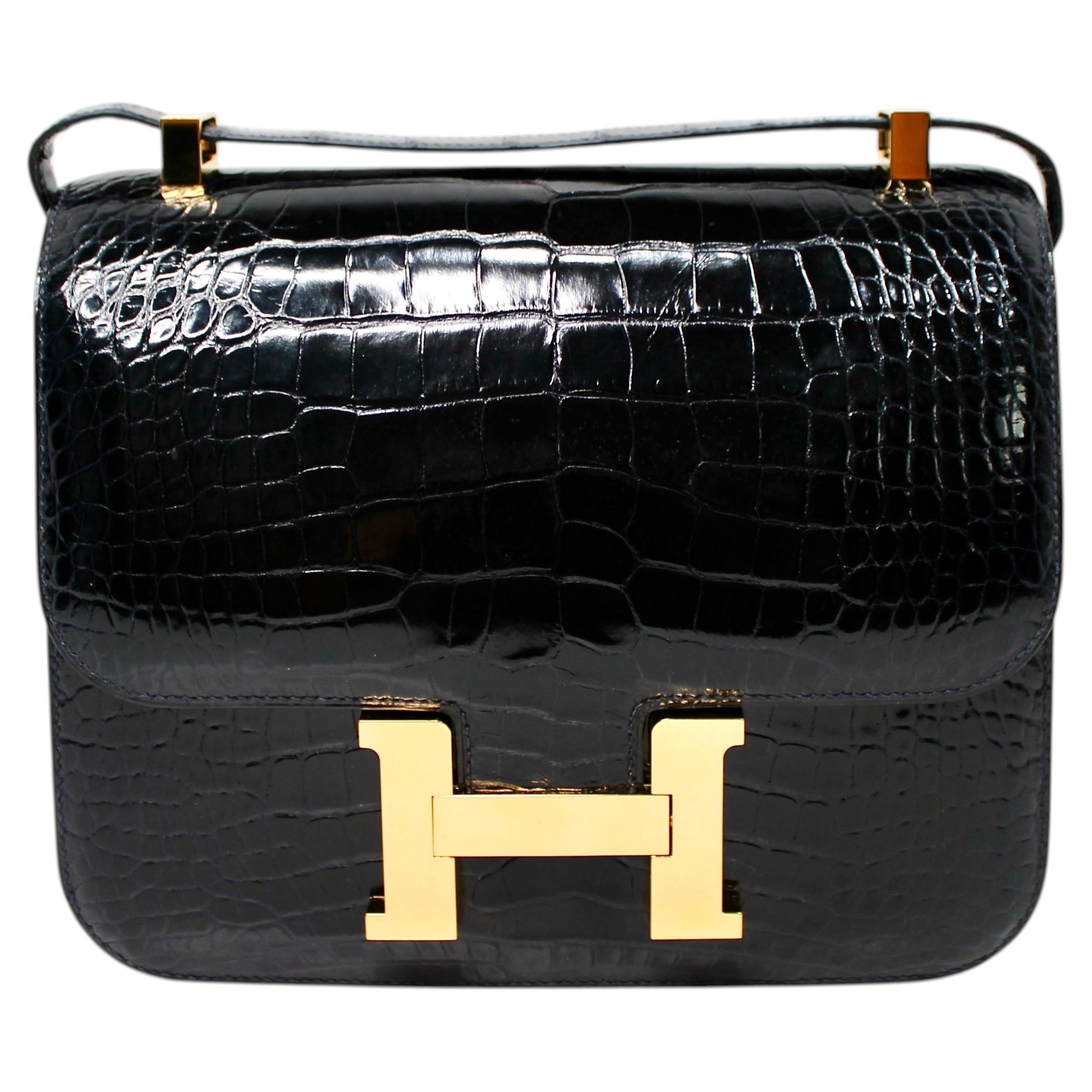 Hermès Borsa Constance 23 in coccodrillo poroso lucido, circa anni '90 in vendita