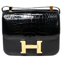 Hermès Shiny Porosus Crocodile Constance 23 Handbag circa 1990s