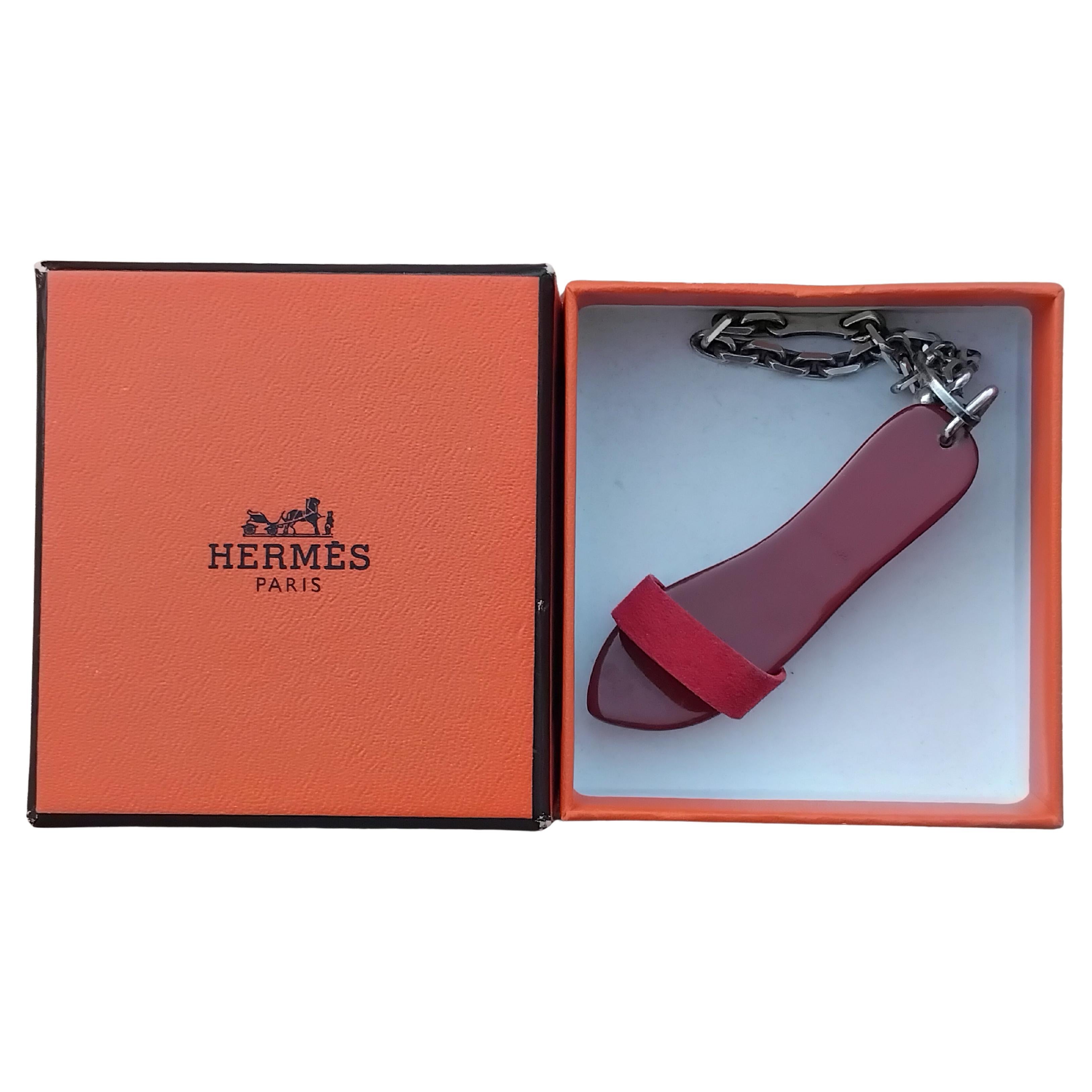 Hermès Shoe Shaped Lacquered Wood Key Ring Charm For Sale 5