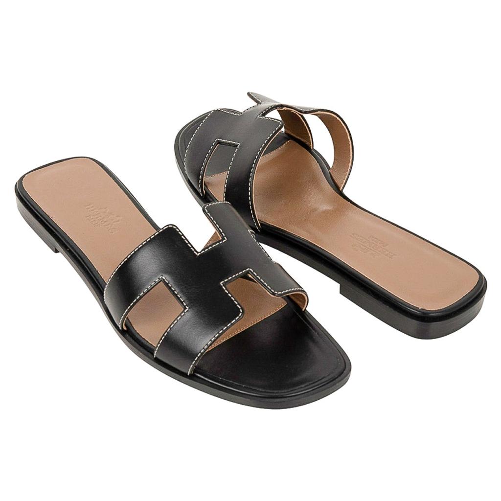 Hermes Shoes Flat Oran Sandal Black Calfskin White Top Stitch 37 / 7 New w/ Box