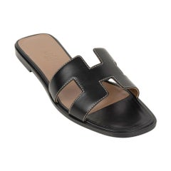 Hermes Shoes Flat Oran Sandal Black Calfskin White Top Stitch 39 / 9 New w/ Box