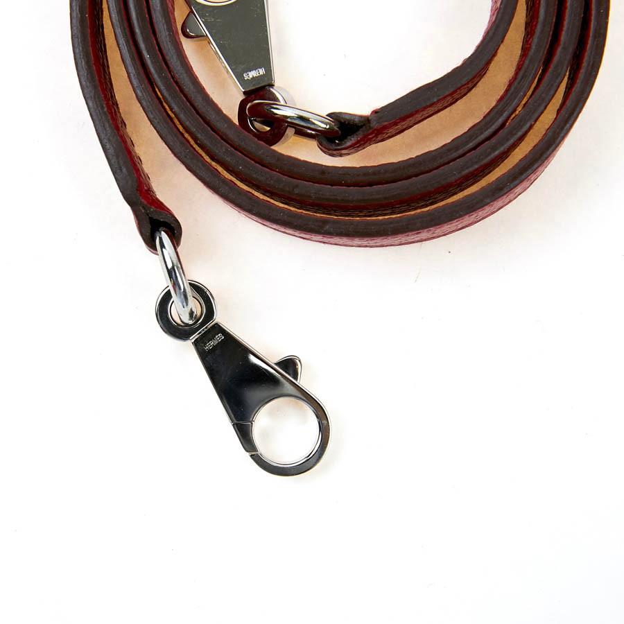 HERMES Shoulder Strap in Red Leather In Good Condition For Sale In Paris, FR
