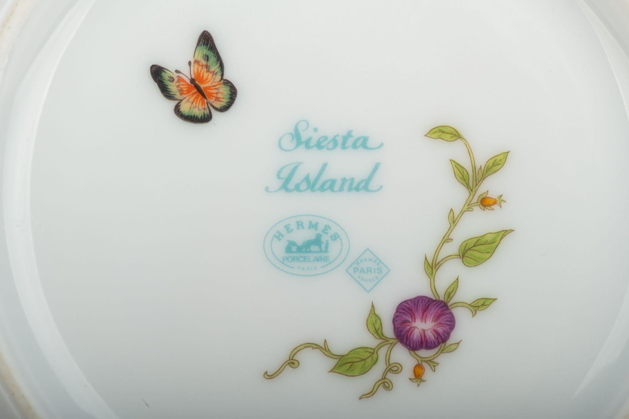Hermès Siesta Insel Dessertteller im Zustand „Hervorragend“ im Angebot in West Hollywood, CA