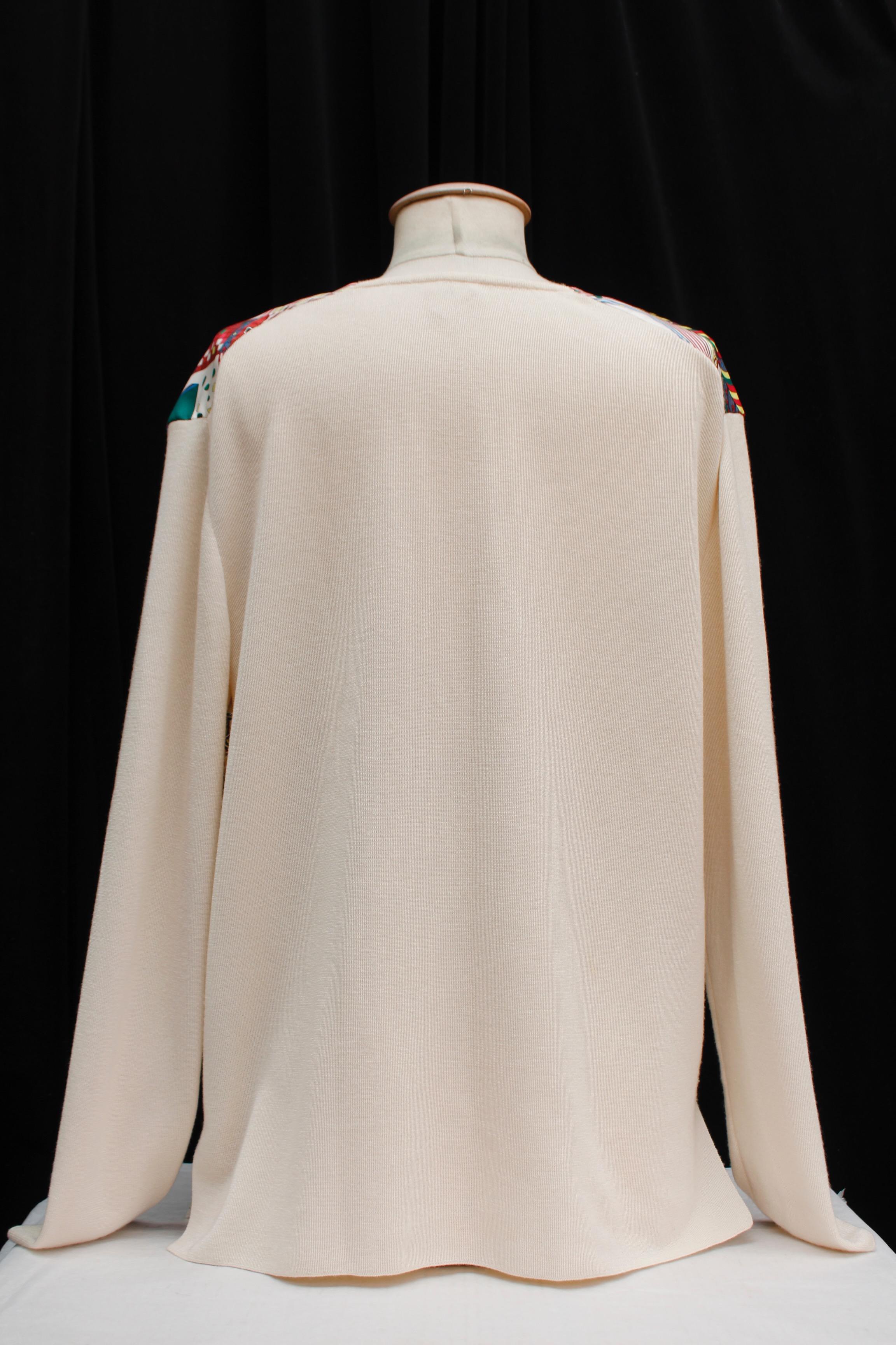 Hermès silk and cashmere V-neck sweater In Excellent Condition For Sale In Paris, FR