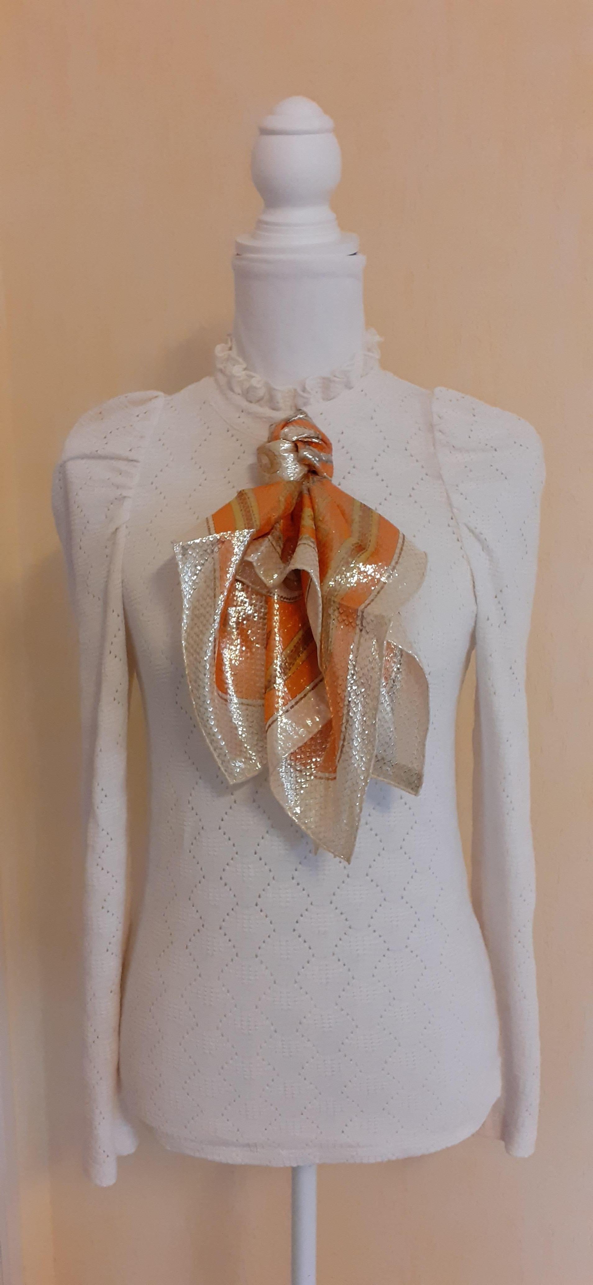 Hermès Silk and Polyster Scarf Bouclerie D'attelage Carré Glitter Rare For Sale 7
