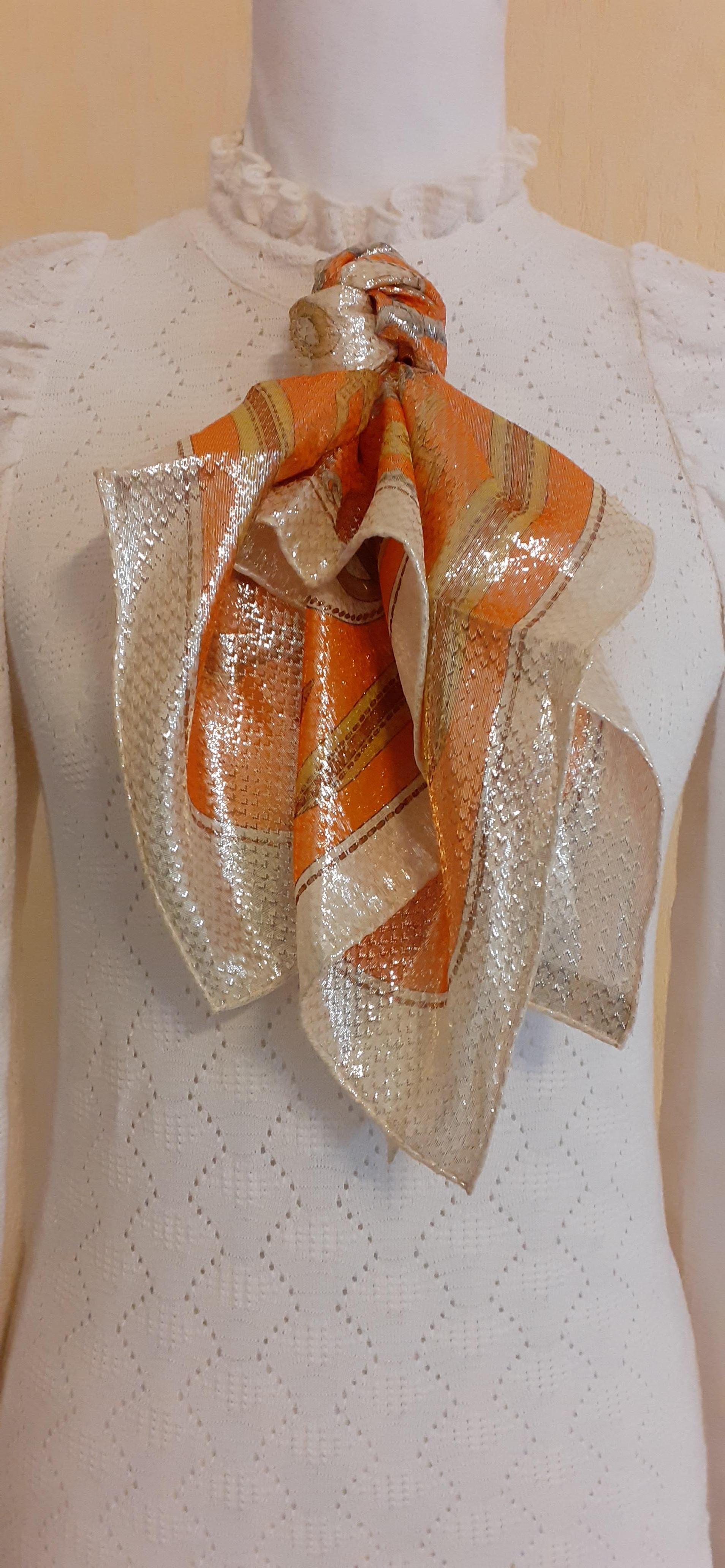 Hermès Silk and Polyster Scarf Bouclerie D'attelage Carré Glitter Rare For Sale 8