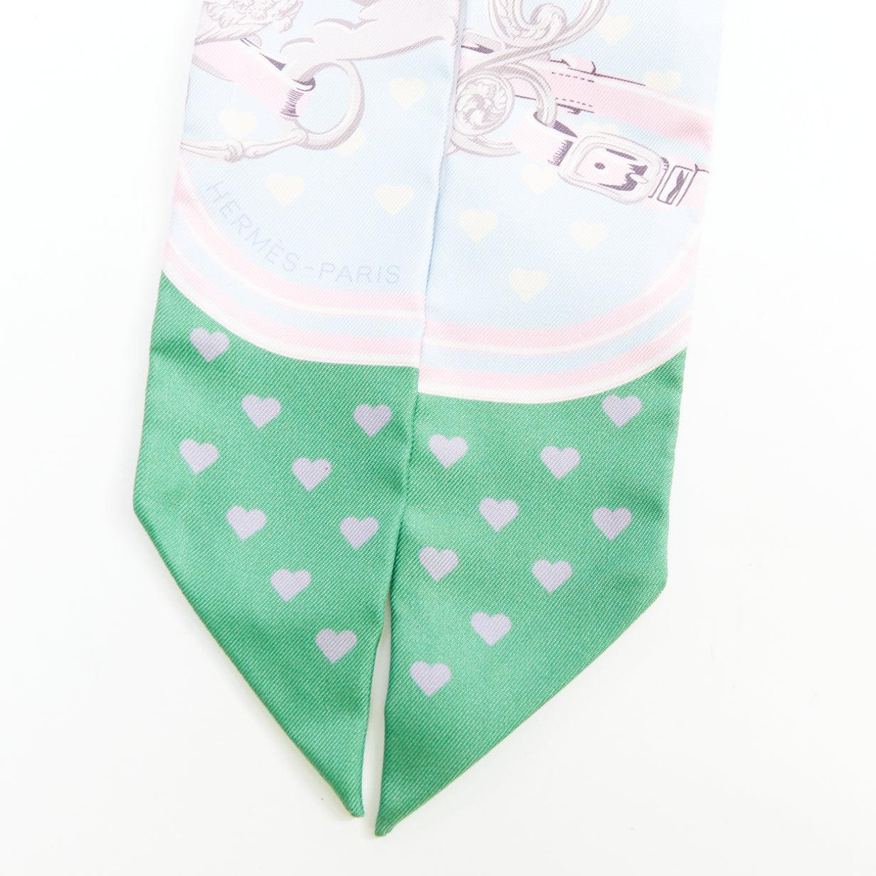 HERMES Silk Brides De Gala Love Twilly Bleu Ciel Parme Vert silk scarf
Reference: VACN/A00067
Brand: Hermes
Model: Twilly
Collection: Brides De Gala Love Twilly Bleu Ciel Parme Vert
Material: Silk
Color: Multicolour
Pattern: Barocco
Extra Details: