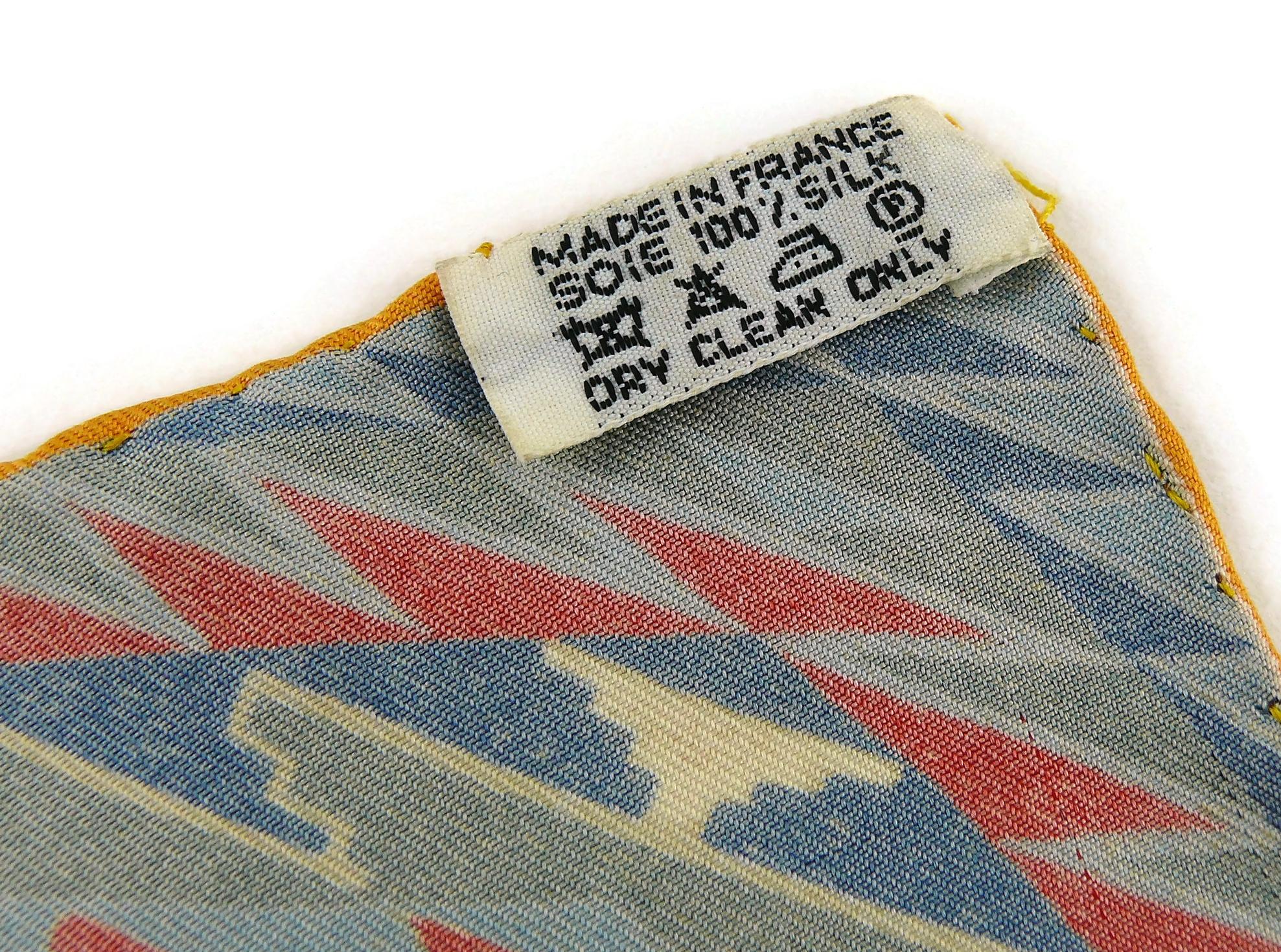 Foulard Carre en soie Hermes Les Danses des Indiens par Kermit Oliver 8