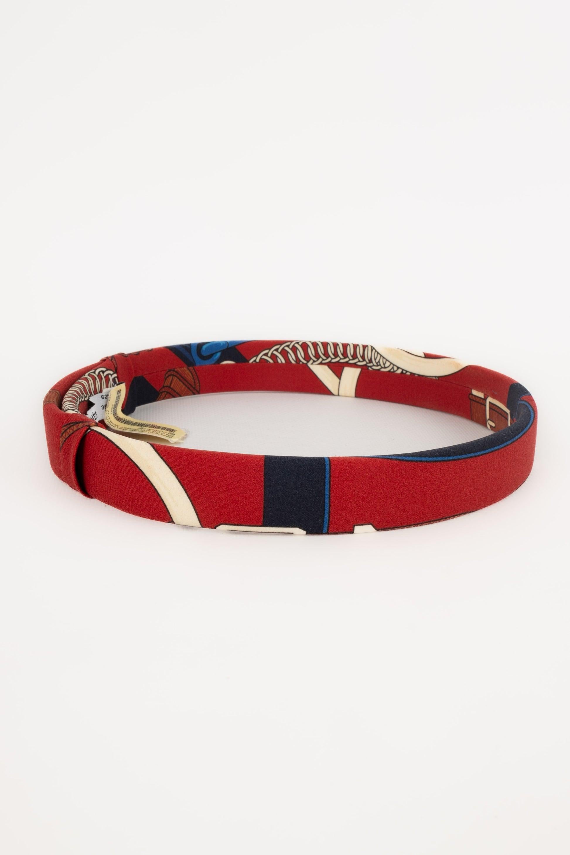 Rouge Bandeau en jersey de soie Hermès avec le design Mistinguette en vente