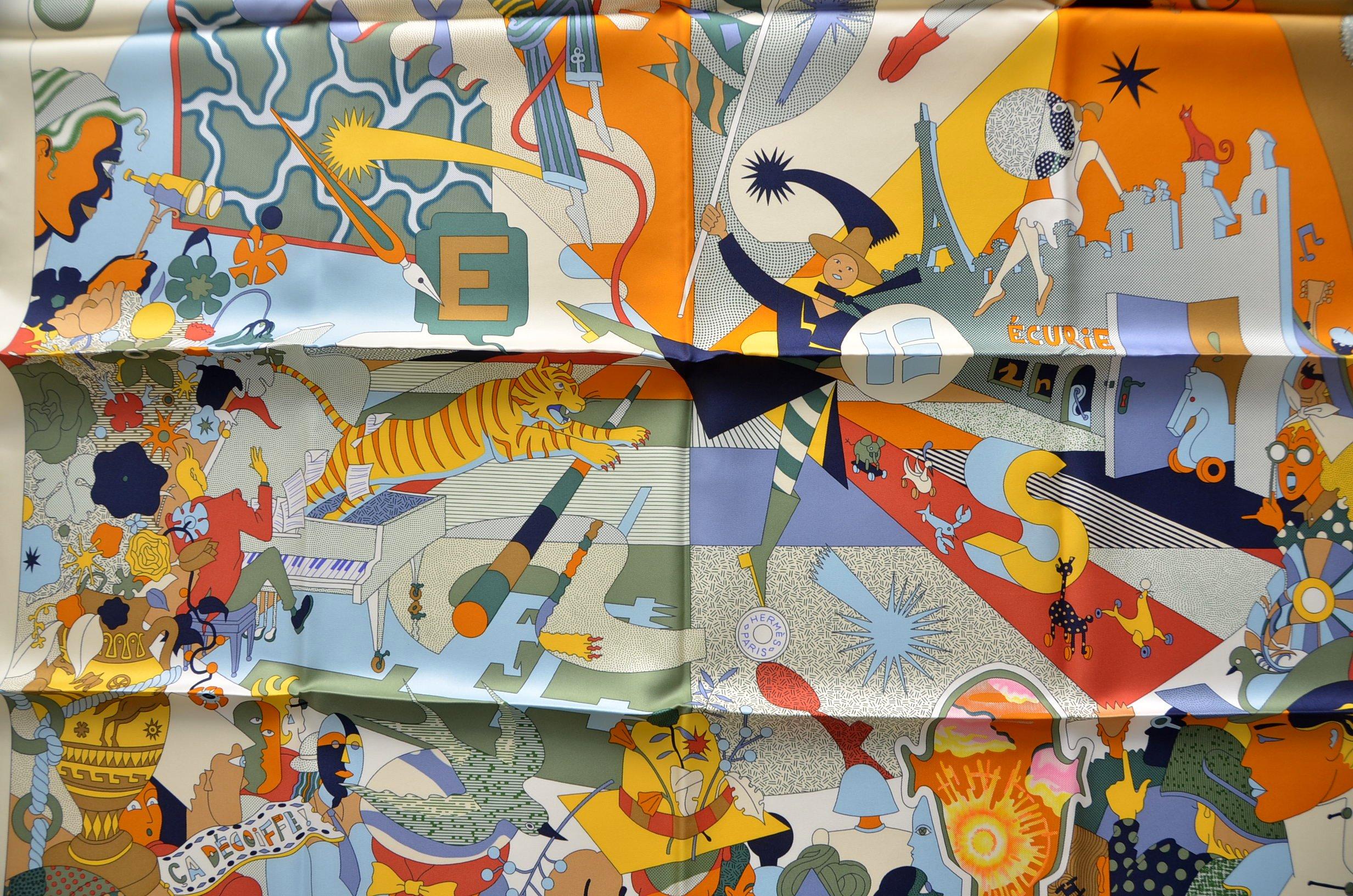 Hermes Sciarpa di seta 90CM CA DECOIFFE CV/MARINE/CREME/VERT   NUOVO In condizioni Nuovo in vendita a New York, NY