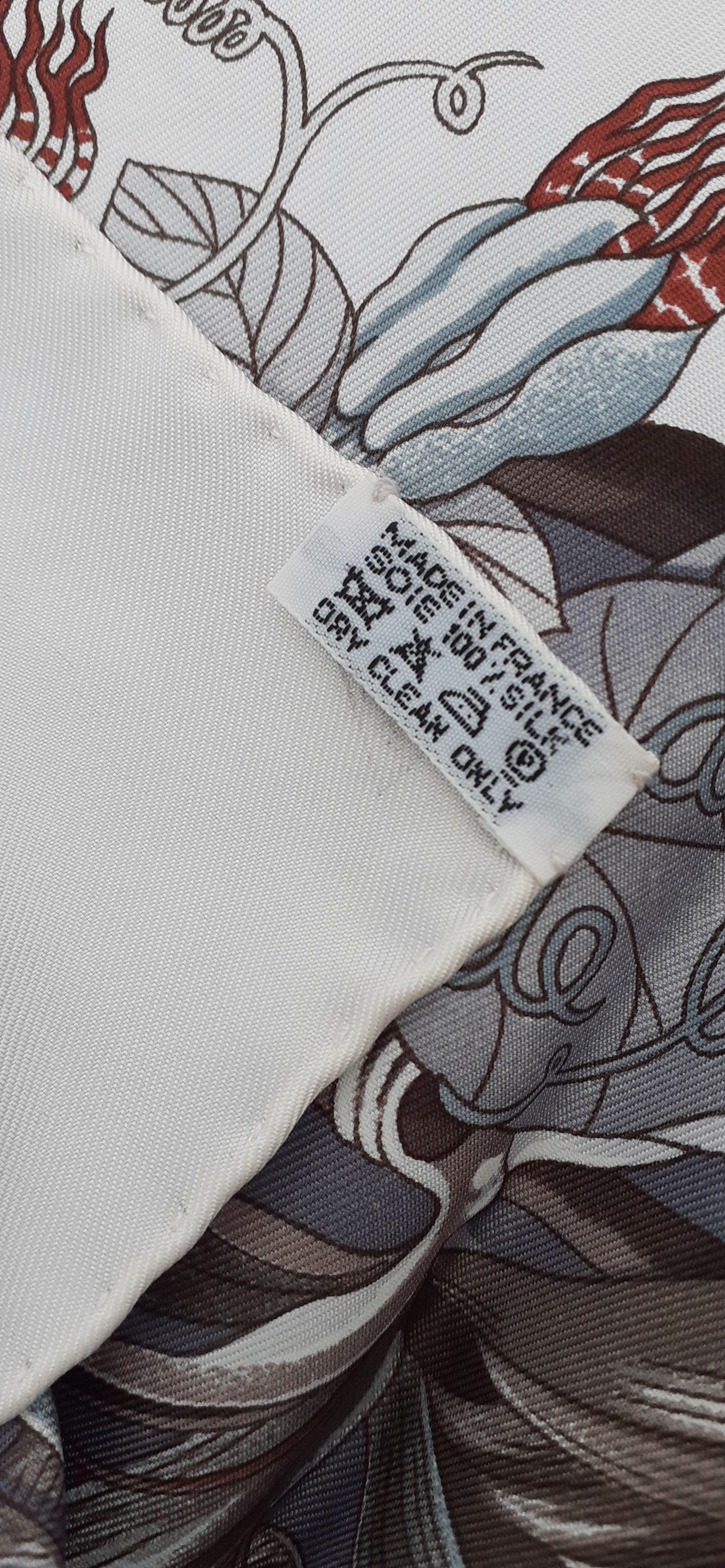 Hermès Silk Scarf Au Coeur De La Vie Aline Honore White Brown 90 cm 15