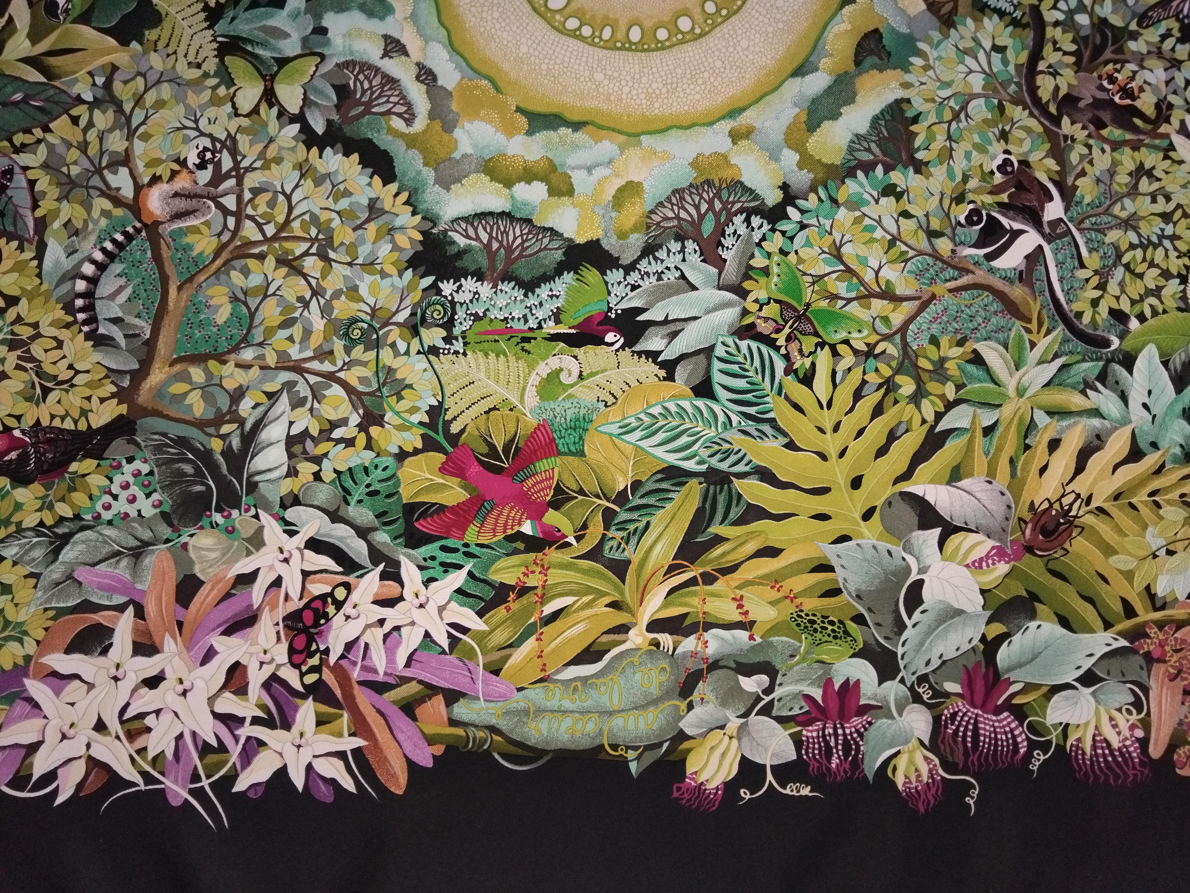Hermès Silk Scarf Au Coeur De La Vie Aline Honore White Brown 90 cm For Sale 5